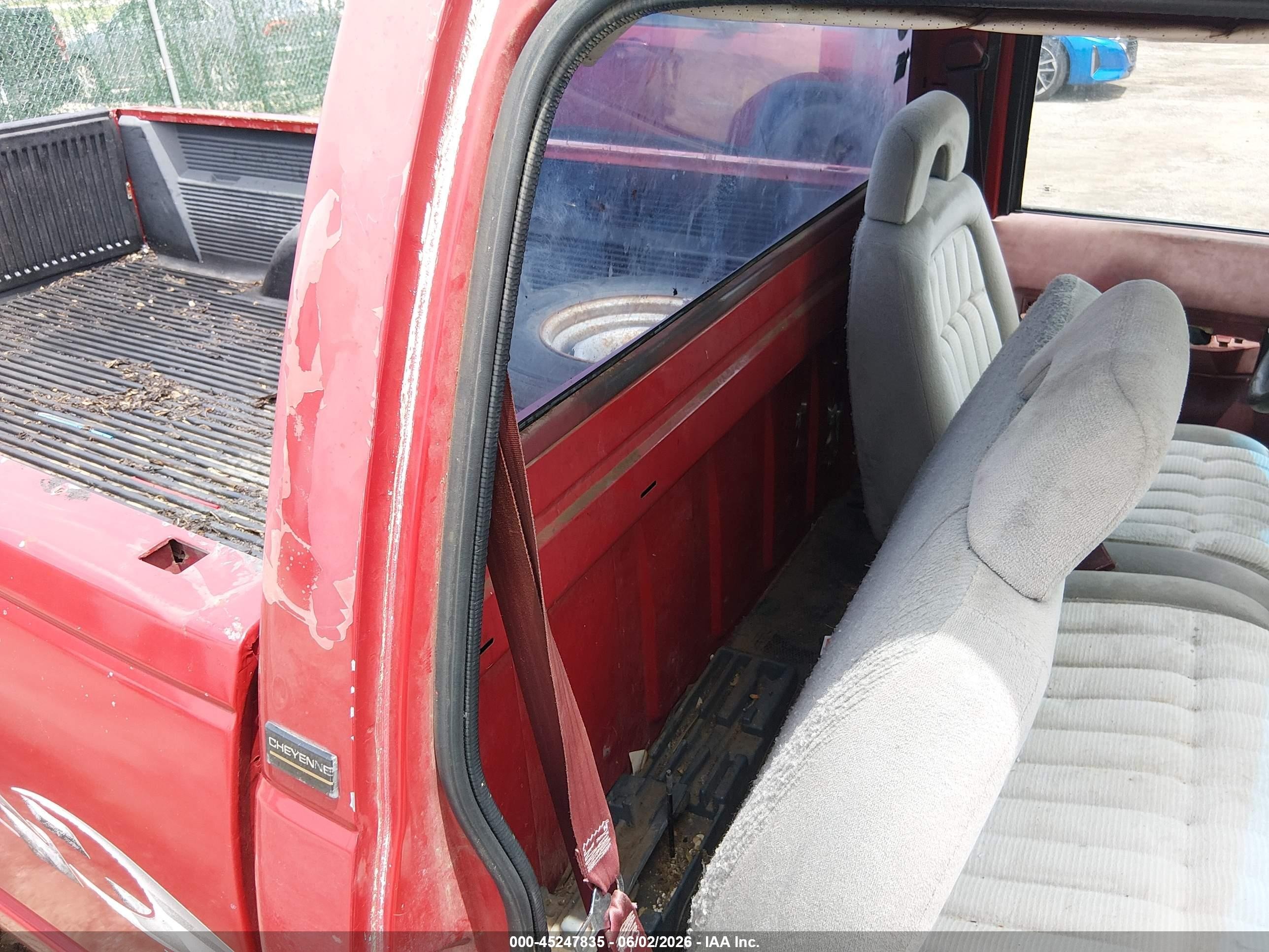 1991 Chevrolet Gmt-400 C1500 Красный vin: 1GCEC14HXME182009