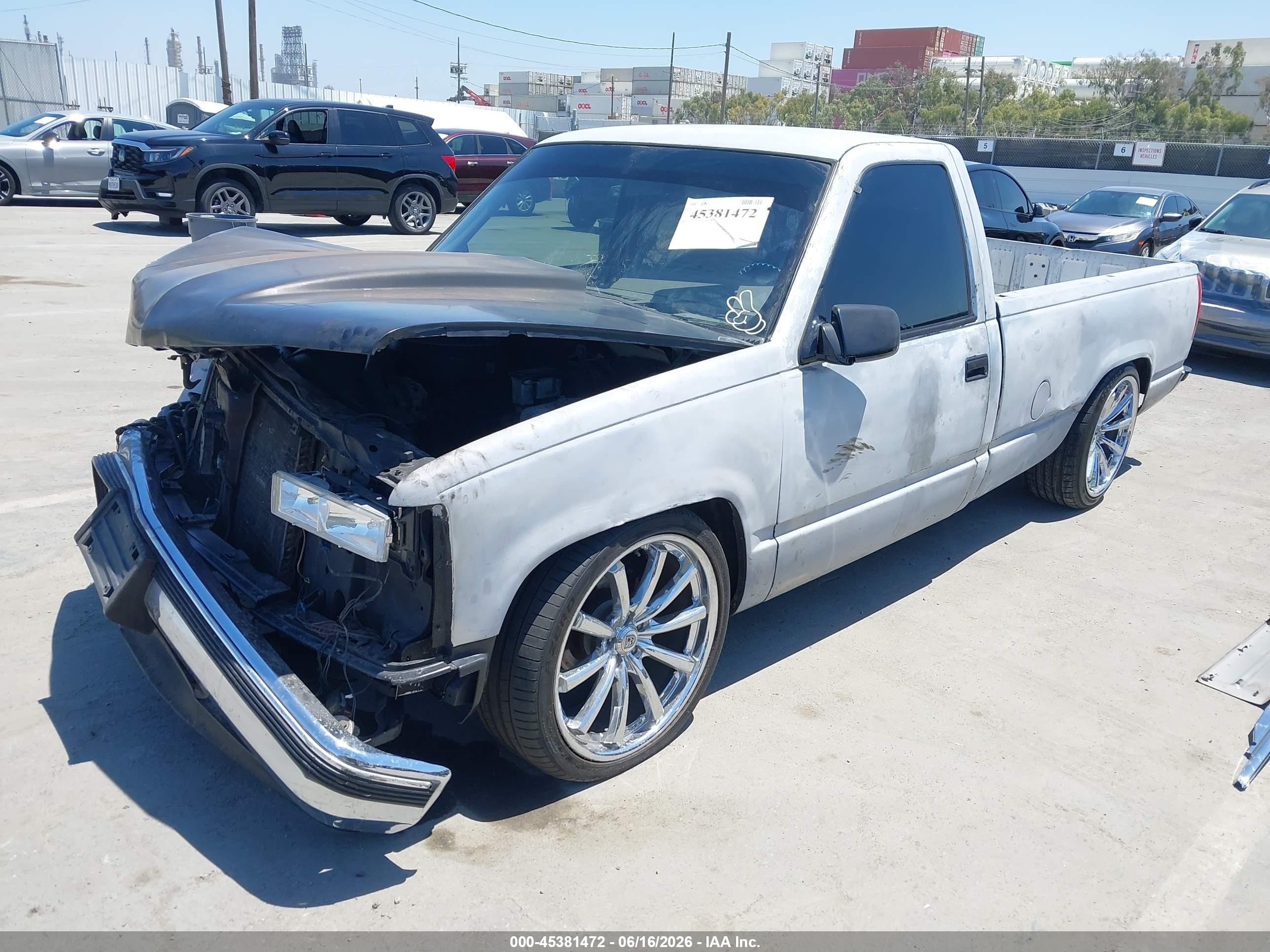1994 Chevrolet Gmt-400 C1500 Silver vin: 1GCEC14K0RE100968