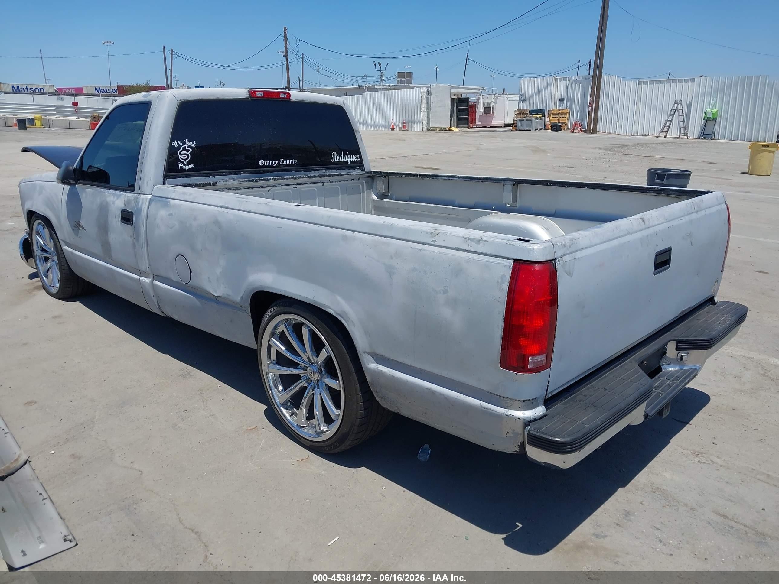 1994 Chevrolet Gmt-400 C1500 Silver vin: 1GCEC14K0RE100968