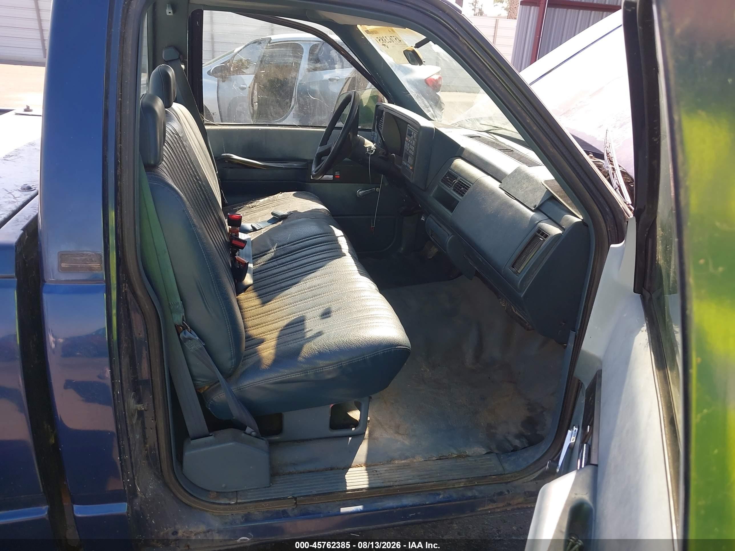 1994 Chevrolet Gmt-400 C1500 Blue vin: 1GCEC14K3RE308651