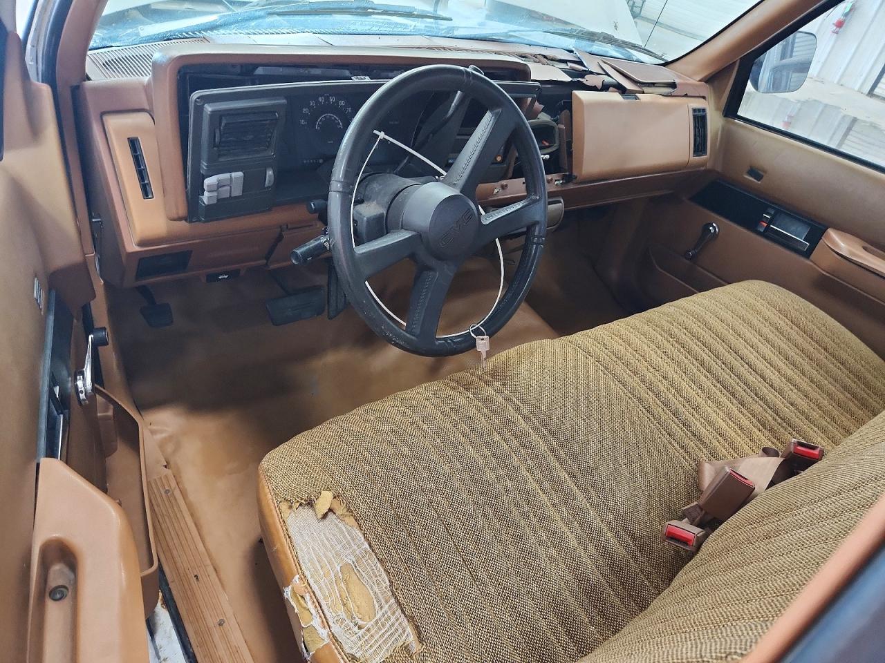 1991 Chevrolet Gmt-400 C1500 White vin: 1GCEC14K6ME172296
