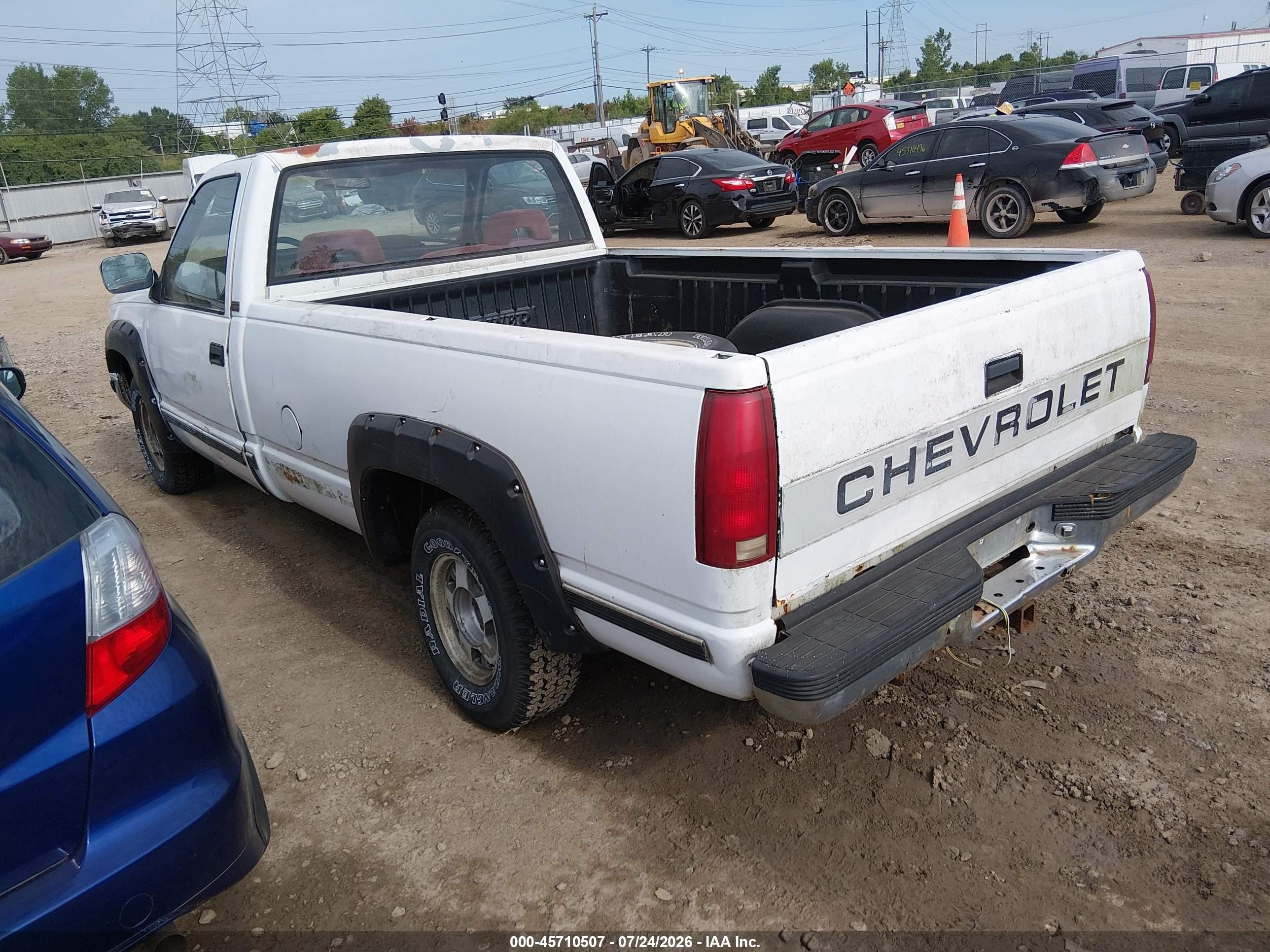 1992 Chevrolet Gmt-400 C1500 White vin: 1GCEC14K6NE138683