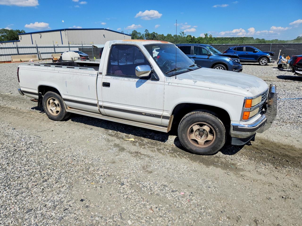 1991 Chevrolet Gmt-400 C1500 White vin: 1GCEC14K9ME218350