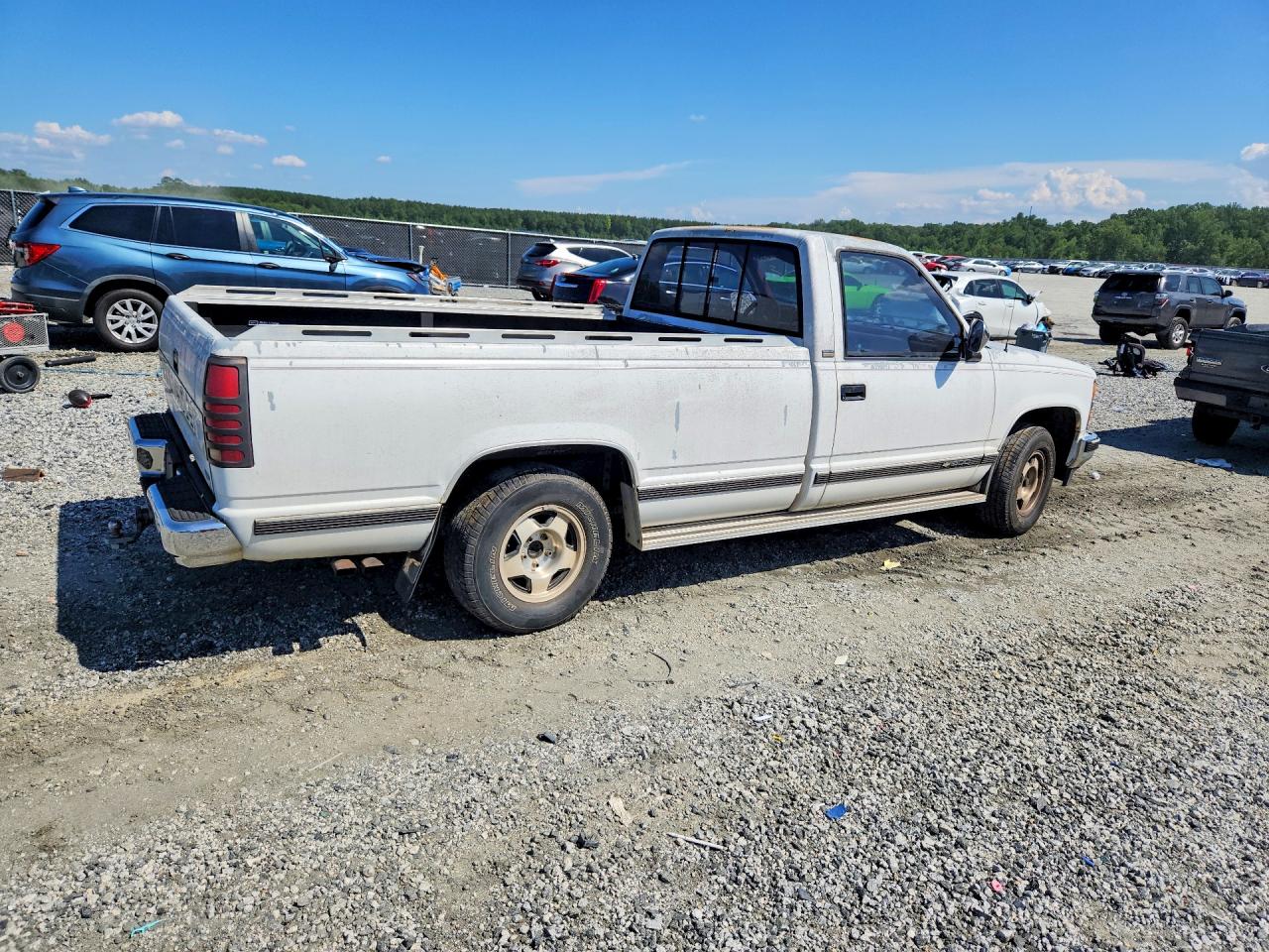 1991 Chevrolet Gmt-400 C1500 White vin: 1GCEC14K9ME218350