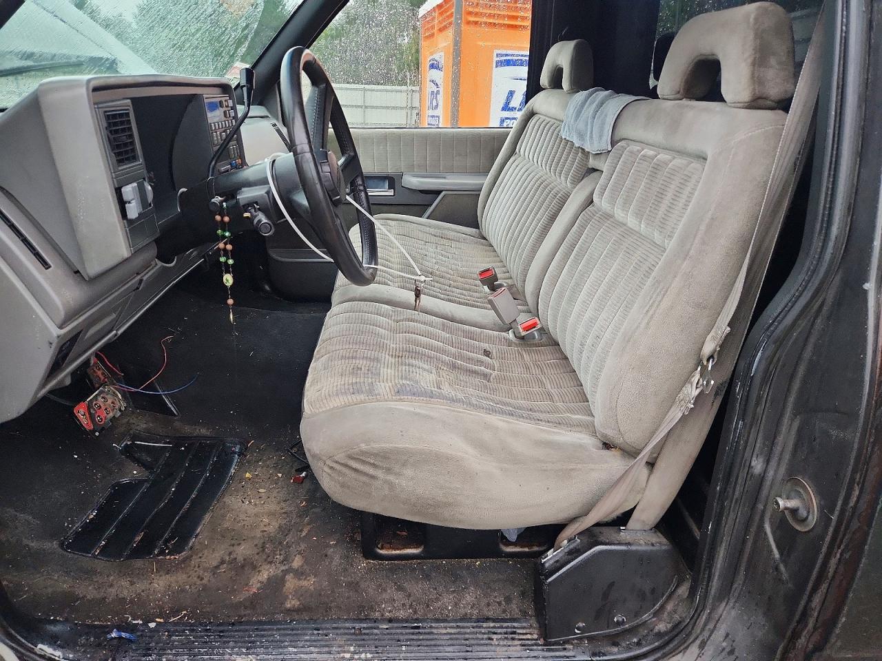 1992 Chevrolet Gmt-400 C1500 Black vin: 1GCEC14K9NZ106657