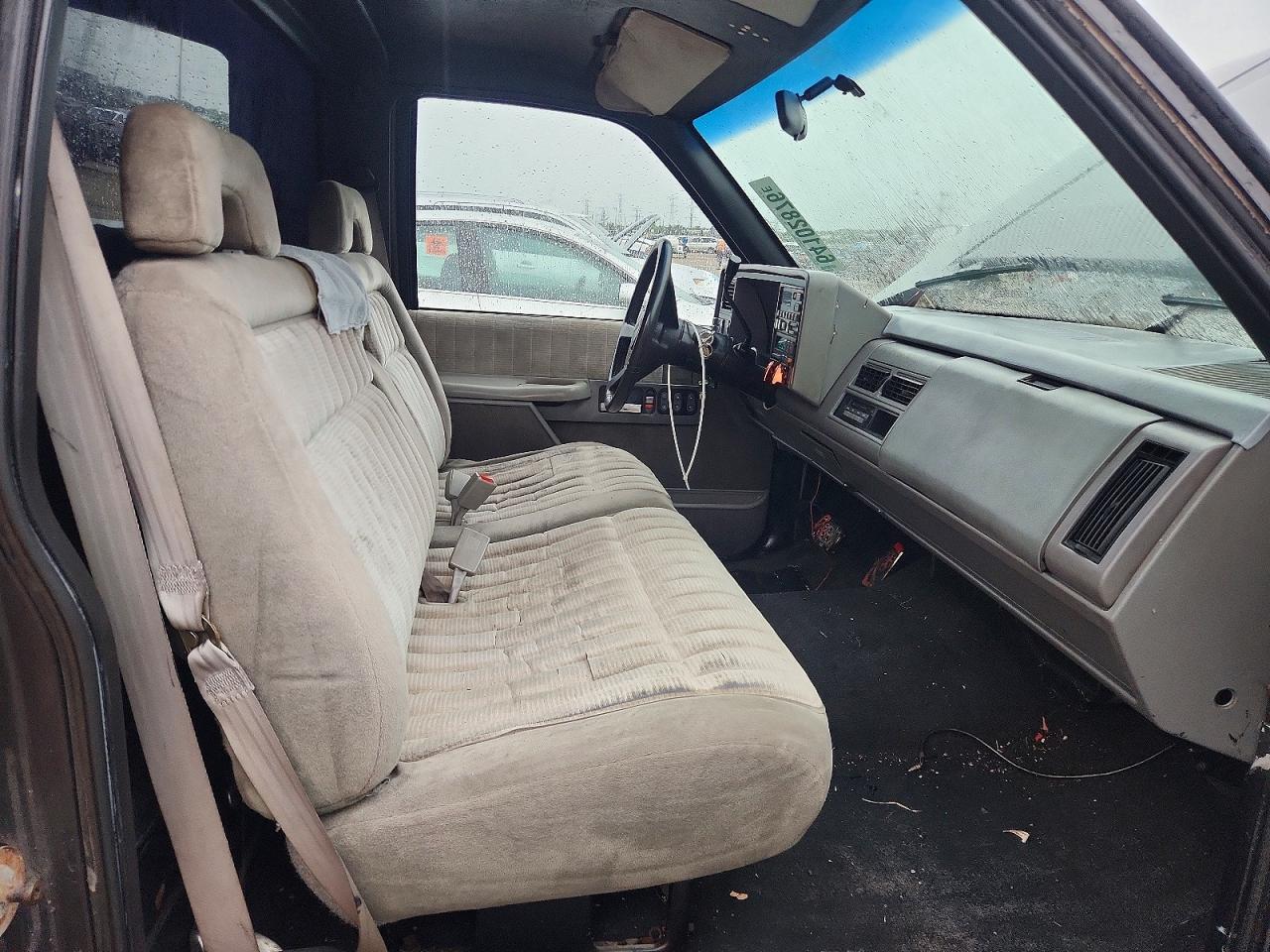 1992 Chevrolet Gmt-400 C1500 Black vin: 1GCEC14K9NZ106657