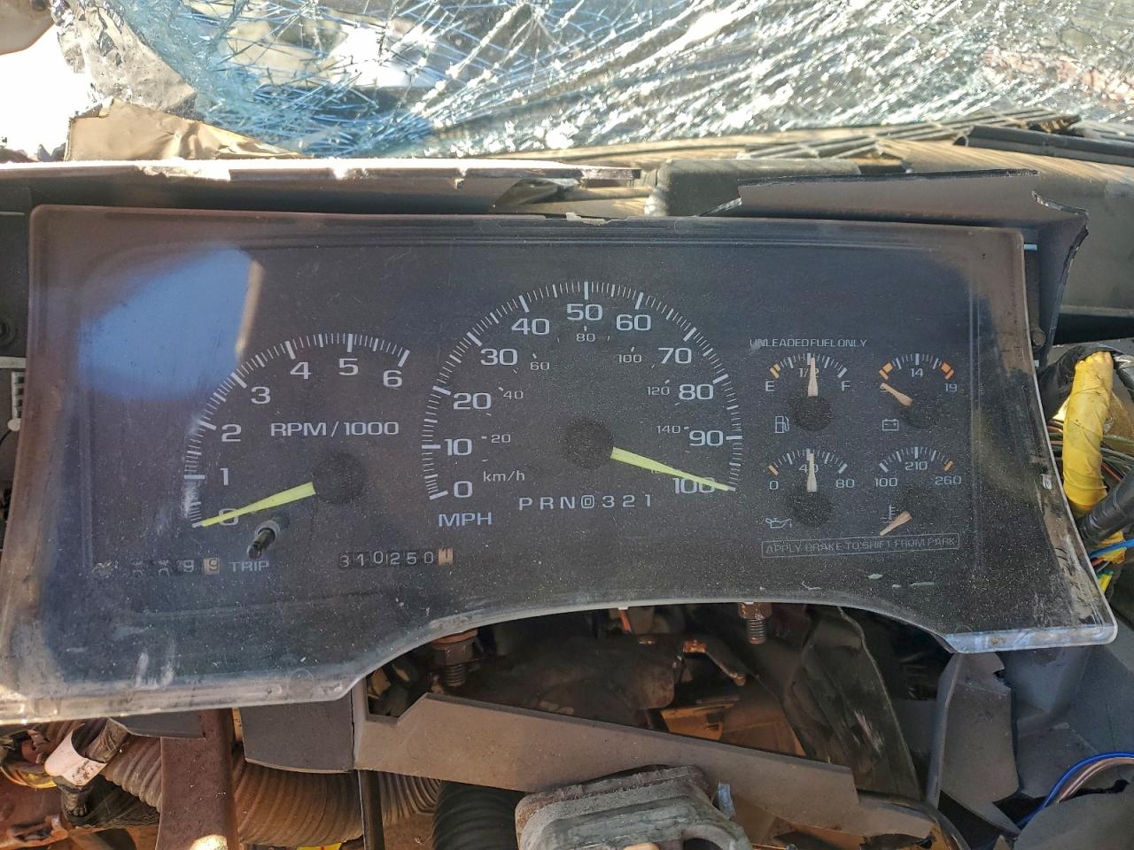 1997 Chevrolet Gmt-400 C1500 Коричневый vin: 1GCEC14M8VZ167886
