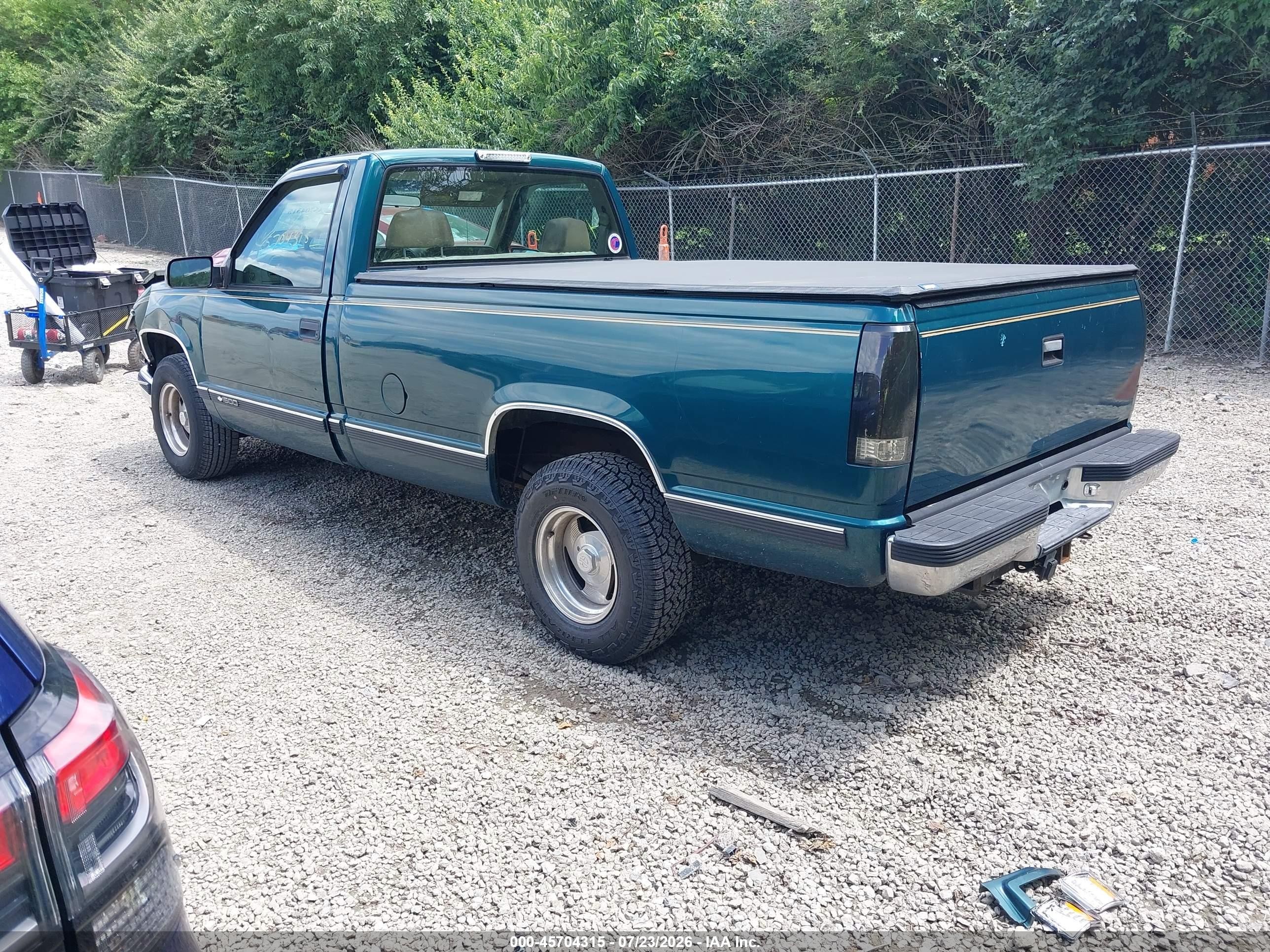 1997 Chevrolet C/k 1500 Fleetside Green vin: 1GCEC14R4VZ129776