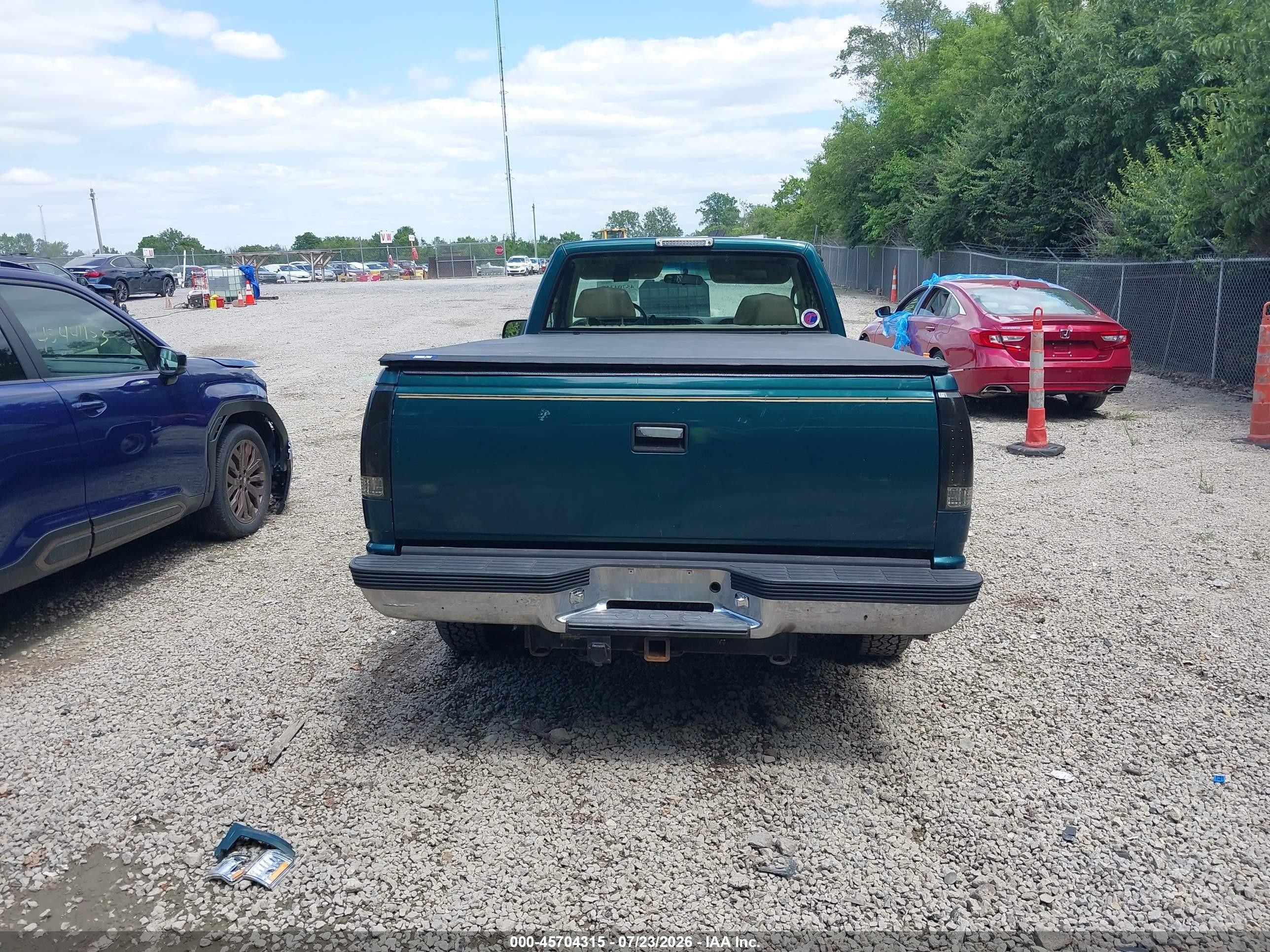1997 Chevrolet C/k 1500 Fleetside Green vin: 1GCEC14R4VZ129776