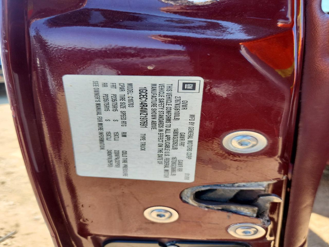 1998 Chevrolet Gmt-400 C1500 Maroon vin: 1GCEC14R4WZ197691