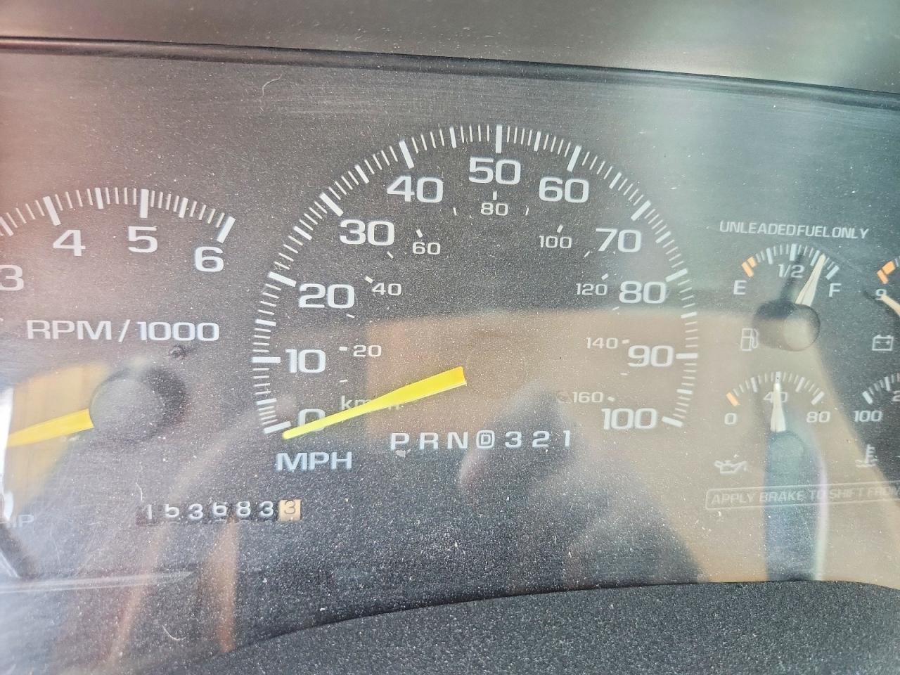 1997 Chevrolet Gmt-400 C1500 White vin: 1GCEC14R8VZ196249