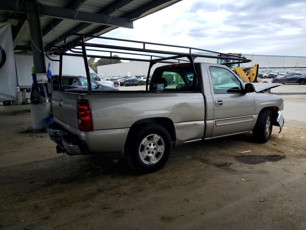 2003 Chevrolet Silverado C1500 White vin: 1GCEC14T03Z258607