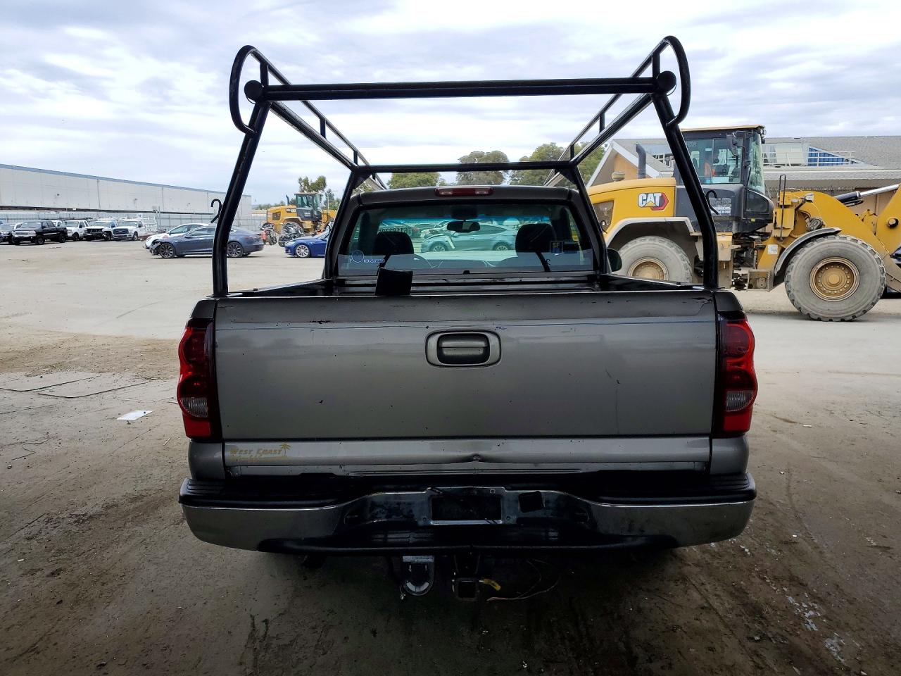 2003 Chevrolet Silverado C1500 White vin: 1GCEC14T03Z258607