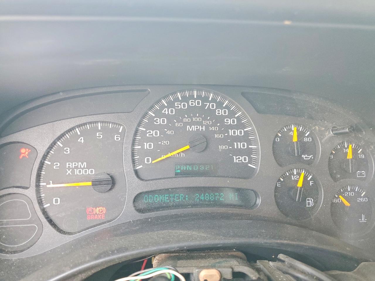 2004 Chevrolet Silverado C1500 White vin: 1GCEC14T14Z237637