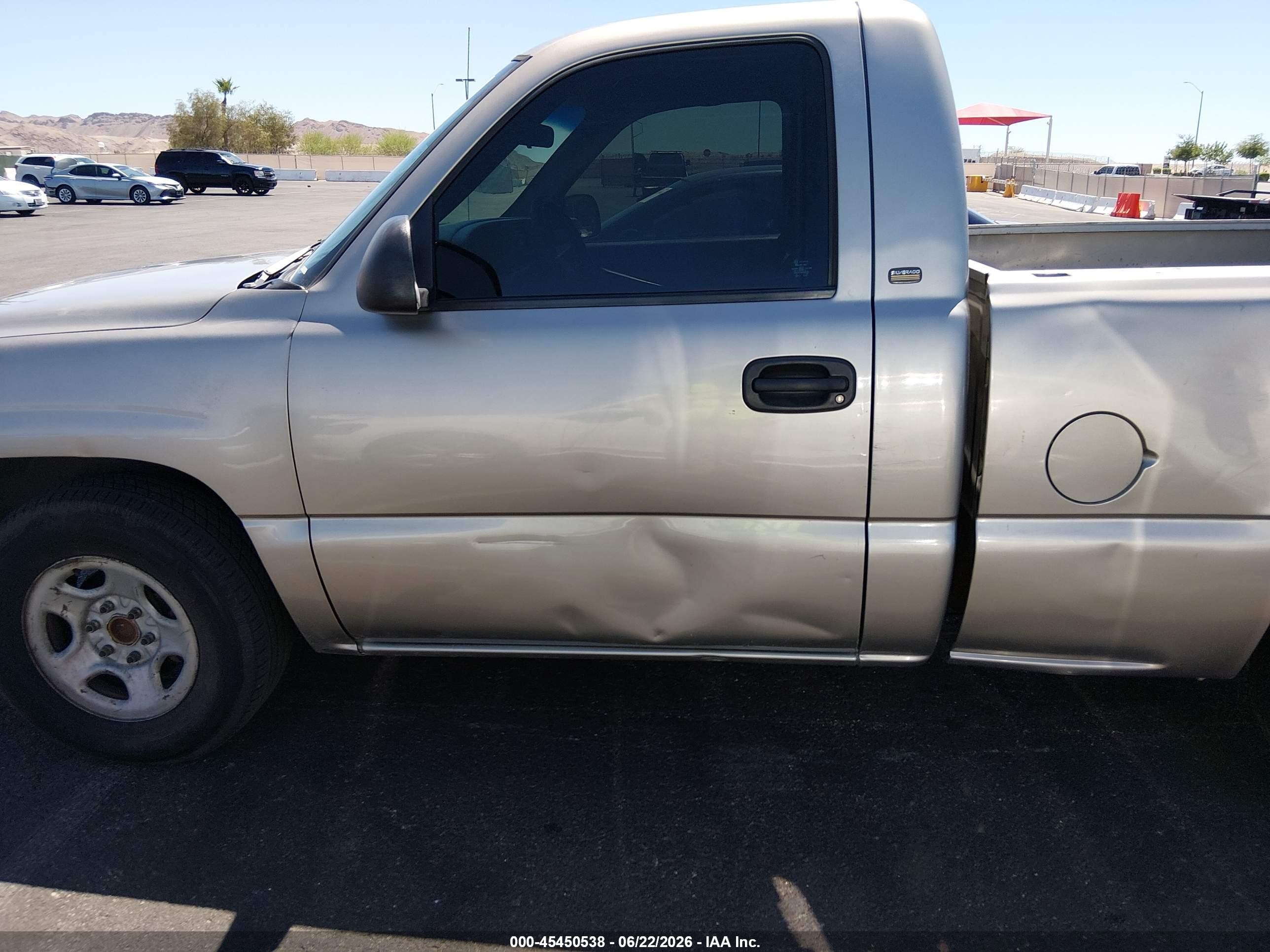 2000 Chevrolet Silverado 1500 Beige vin: 1GCEC14T2YZ152201