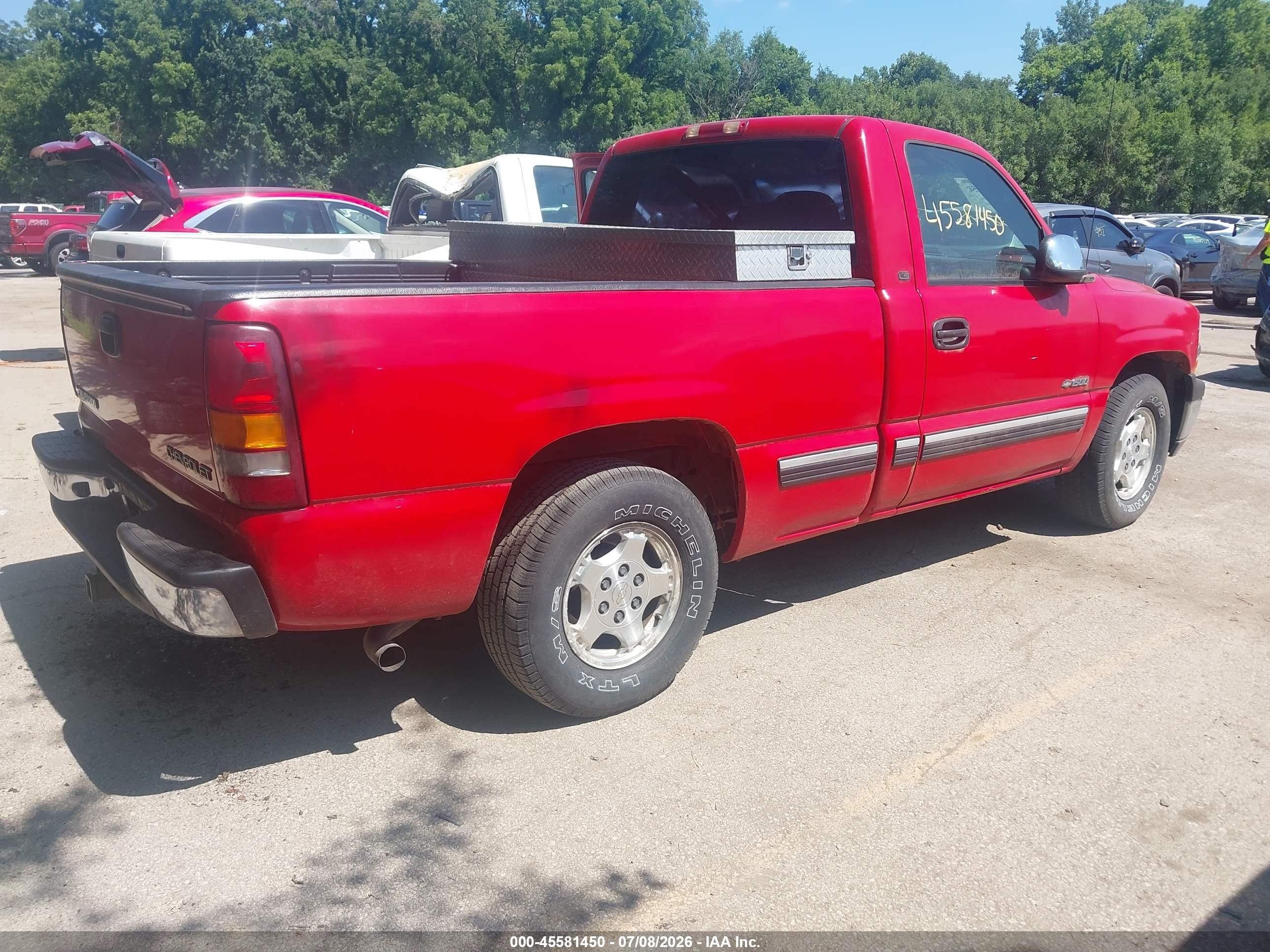 2001 Chevrolet Silverado 1500 Ls Красный vin: 1GCEC14T31Z262423