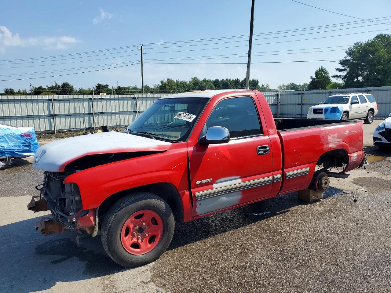 2002 Chevrolet Silverado C1500 Red vin: 1GCEC14T32Z322461