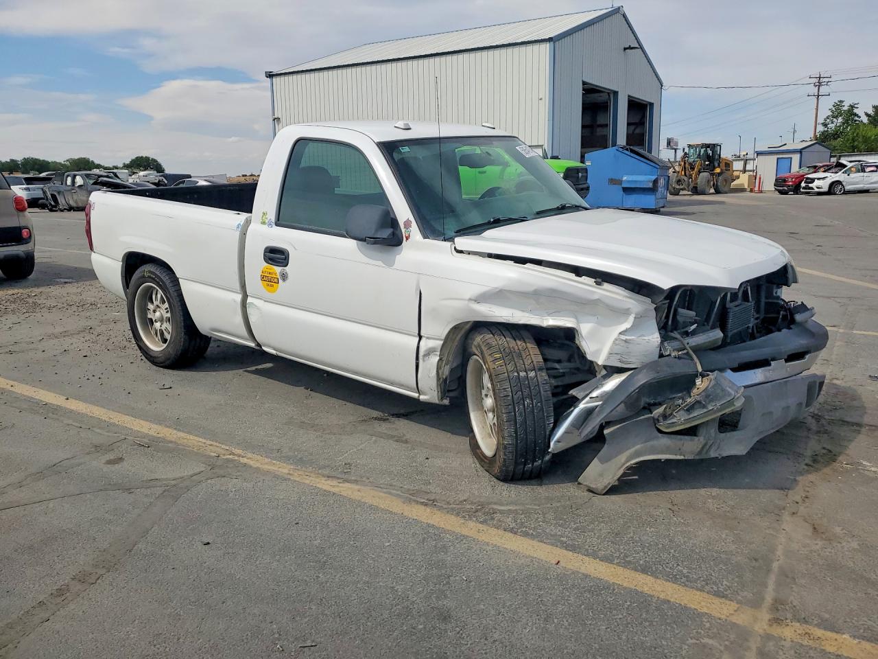 2004 Chevrolet Silverado C1500 White vin: 1GCEC14T34Z120769