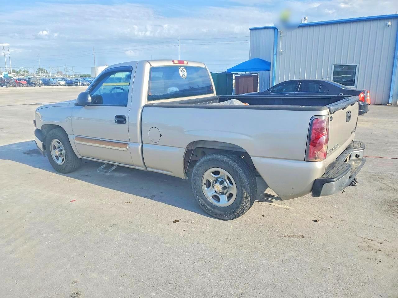2004 Chevrolet Silverado C1500 Gold vin: 1GCEC14T44Z173562