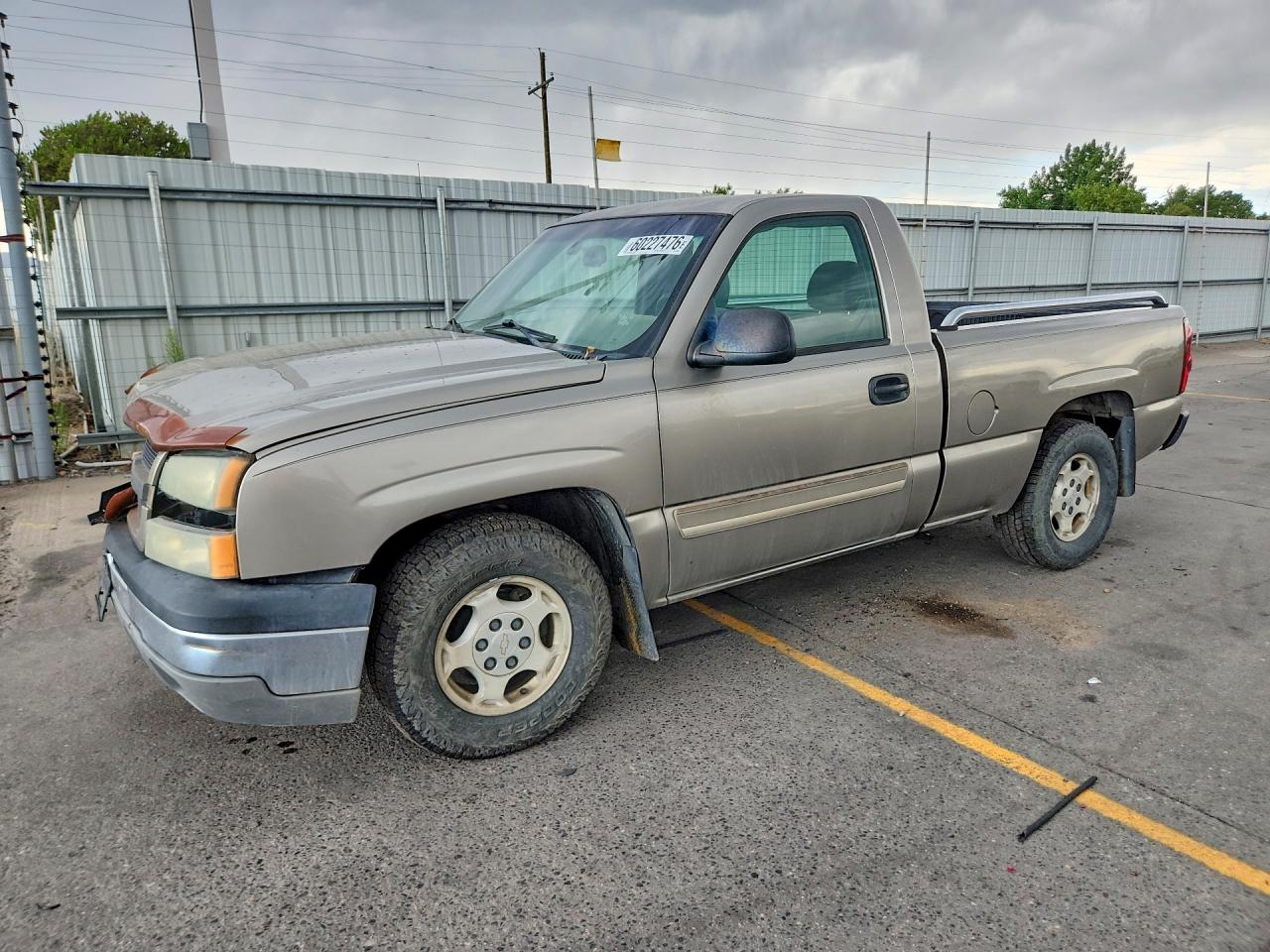 2003 Chevrolet Silverado C1500 Beige vin: 1GCEC14T63Z160701