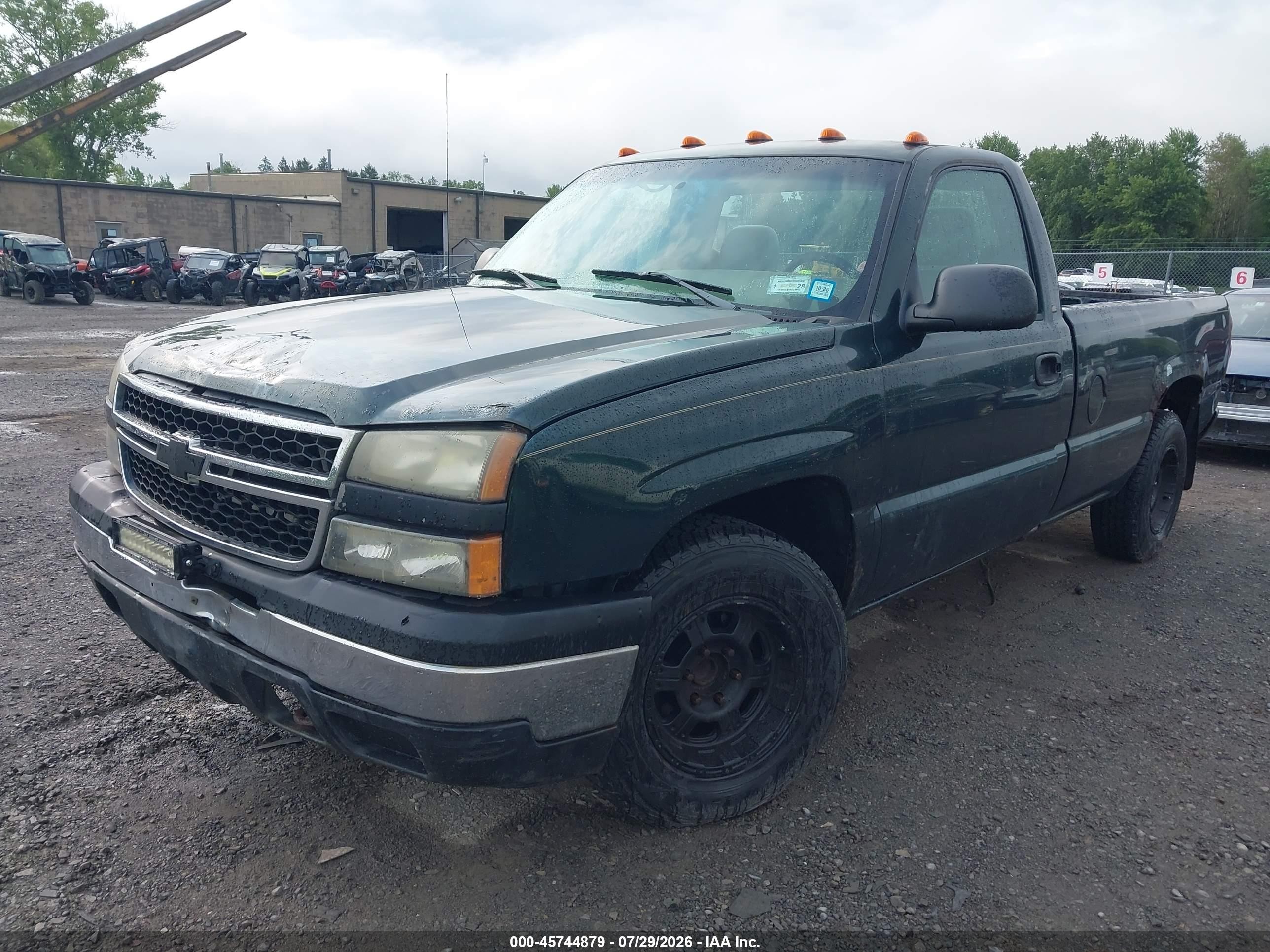 2004 Chevrolet Silverado 1500 Work Truck Green vin: 1GCEC14T64E202647