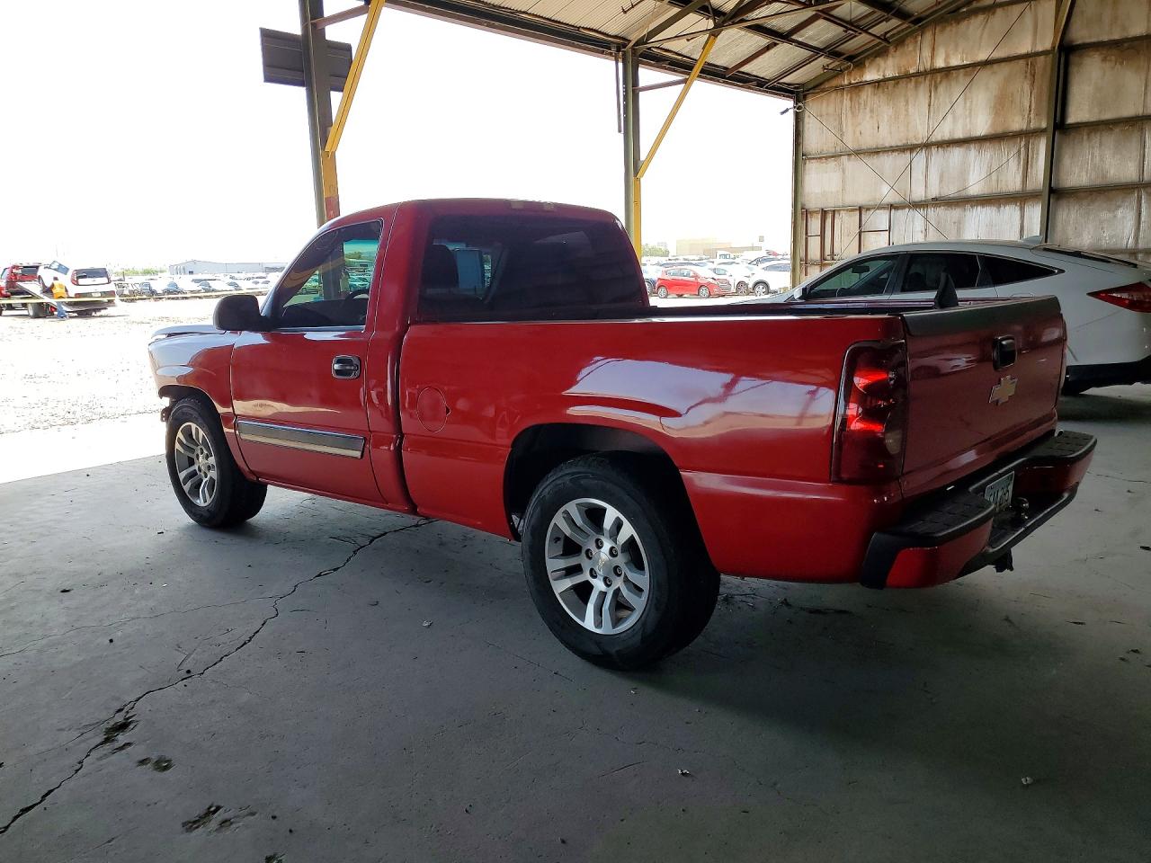 2003 Chevrolet Silverado C1500 Red vin: 1GCEC14T73Z322285