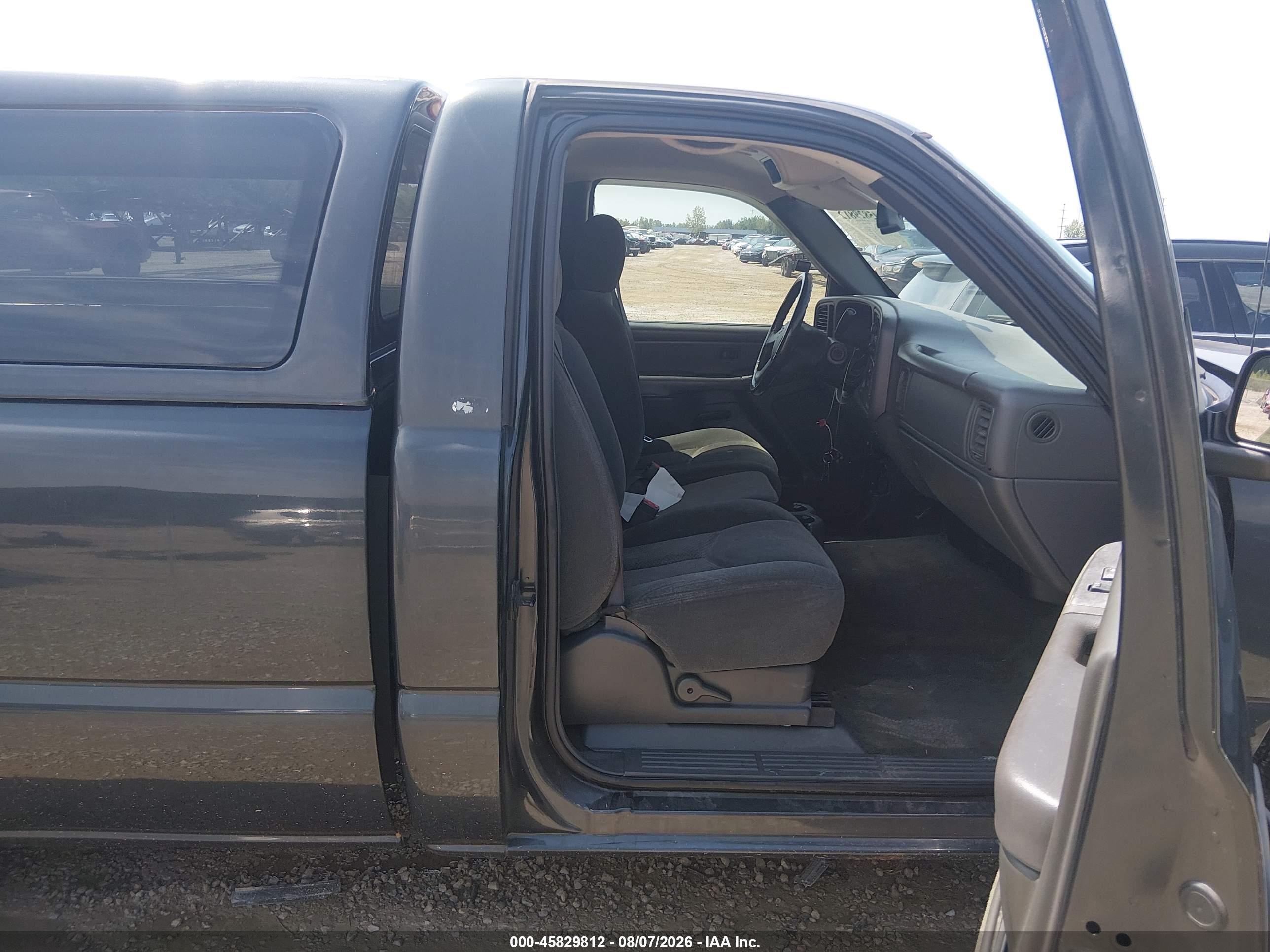 2004 Chevrolet Silverado 1500 Ls Black vin: 1GCEC14T74Z186144