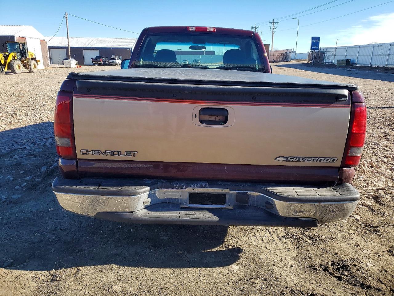 1999 Chevrolet Silverado C1500 Red vin: 1GCEC14T8XZ152251