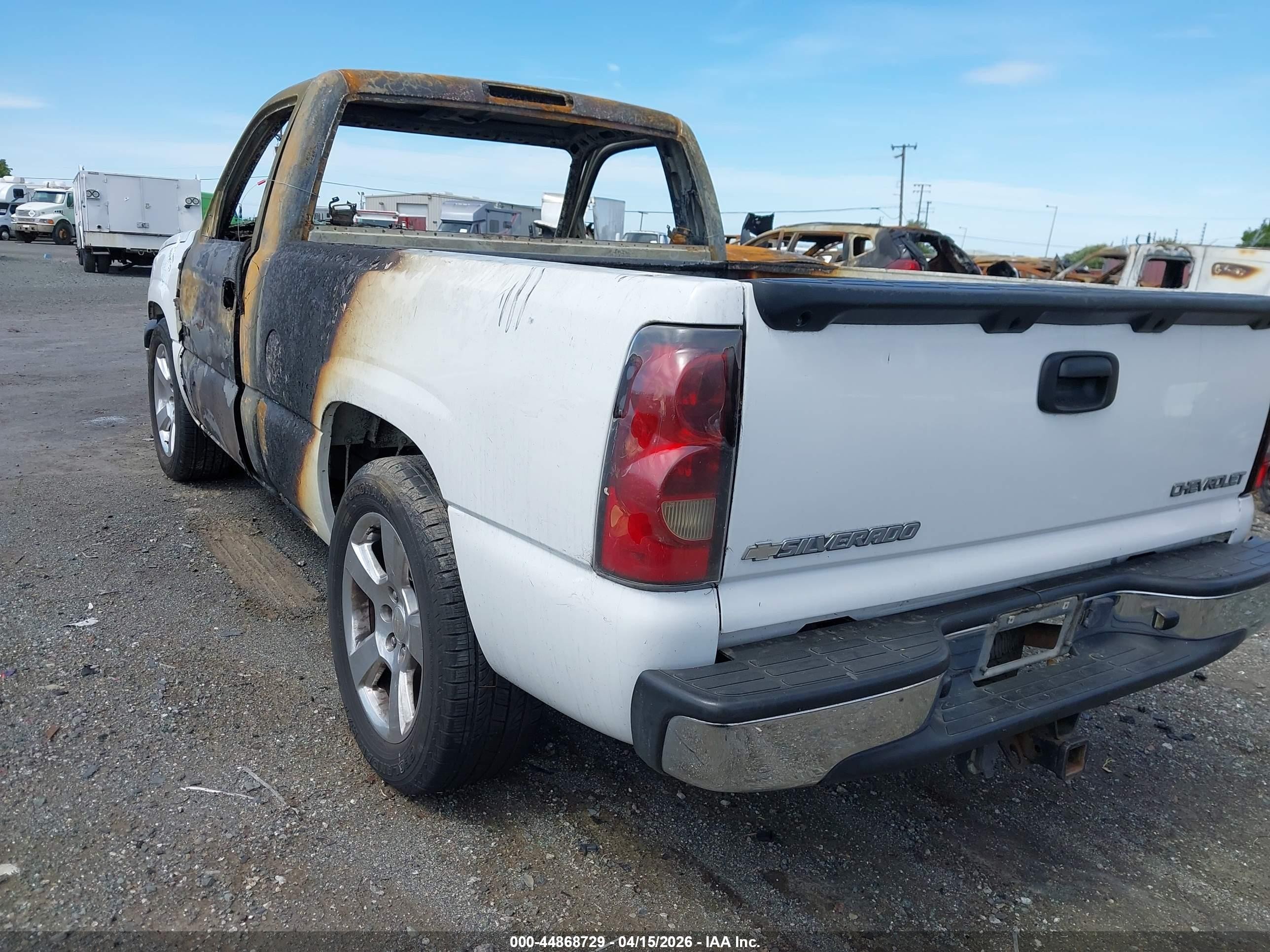 2004 Chevrolet Silverado 1500 Ls White vin: 1GCEC14T94Z131470