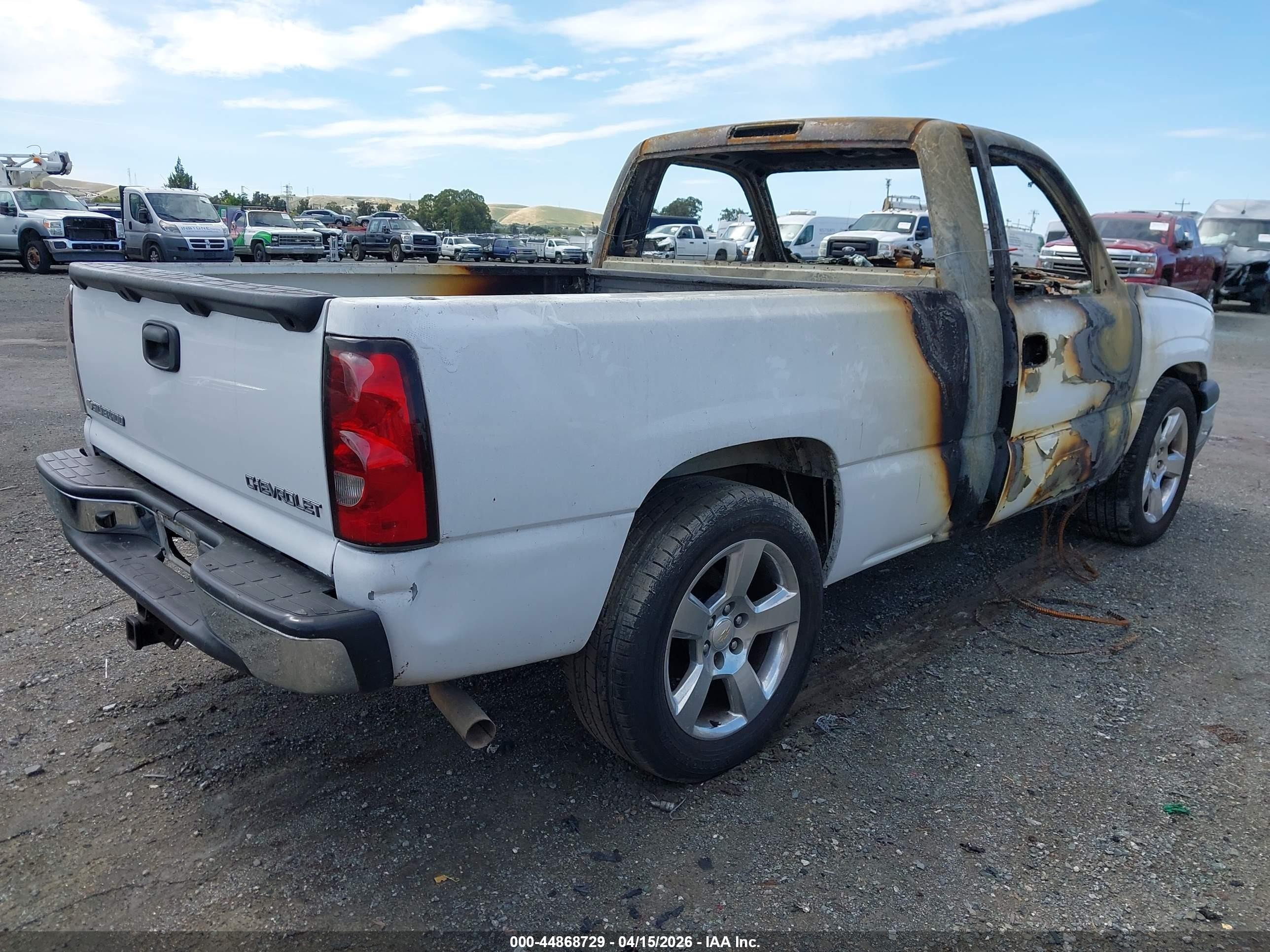 2004 Chevrolet Silverado 1500 Ls White vin: 1GCEC14T94Z131470