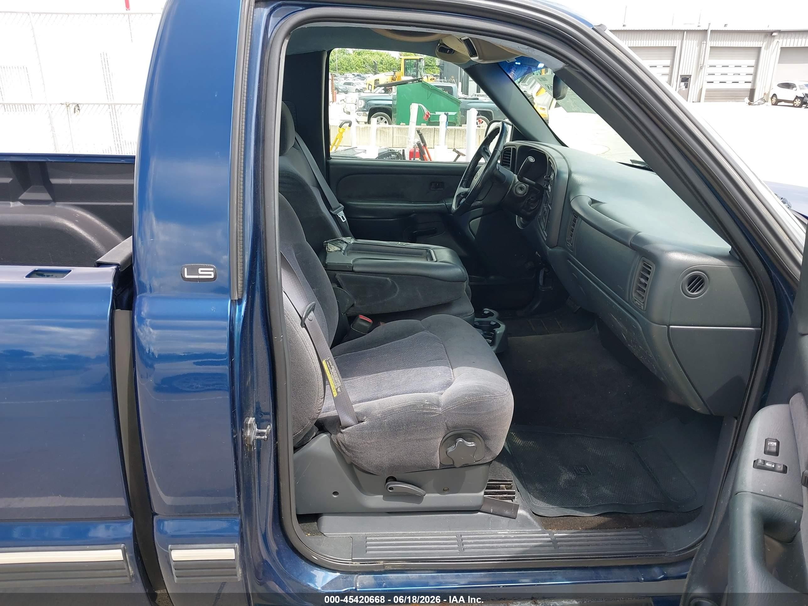2002 Chevrolet Silverado 1500 Ls Blue vin: 1GCEC14TX2Z117316