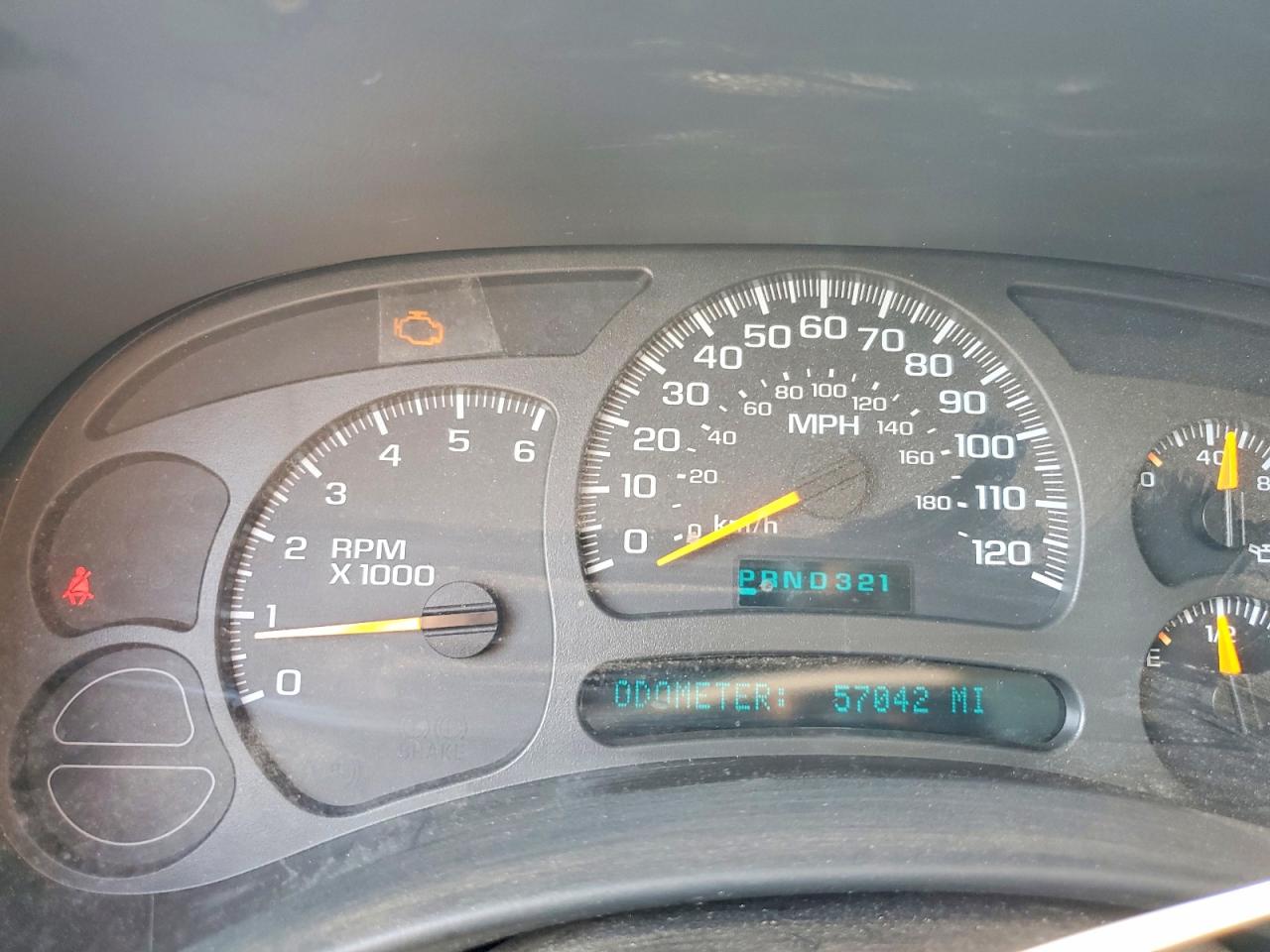2004 Chevrolet Silverado C1500 White vin: 1GCEC14TX4Z121465