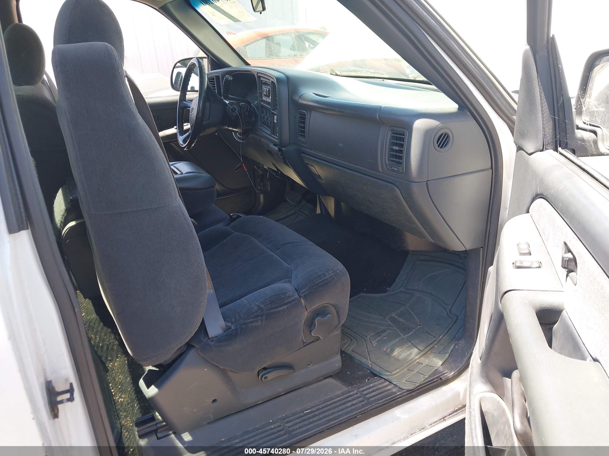 2001 Chevrolet Silverado 1500 Ls White vin: 1GCEC14V01Z233088