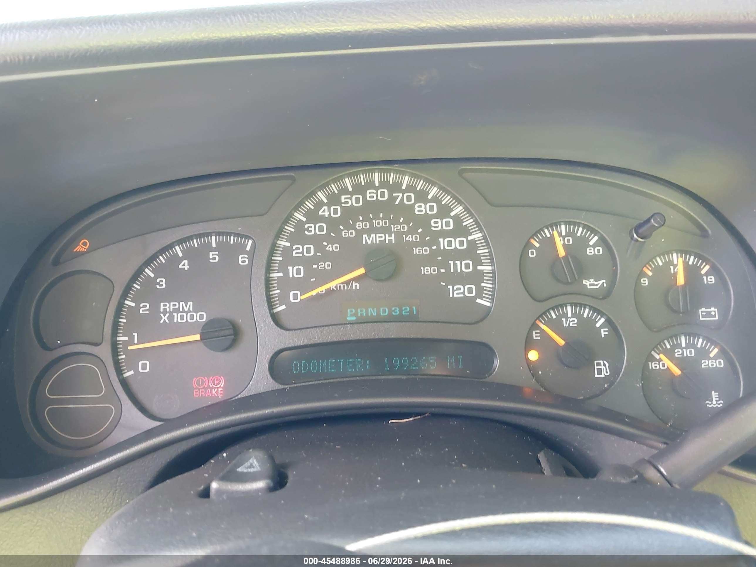 2004 Chevrolet Silverado 1500 Work Truck White vin: 1GCEC14V04Z180512