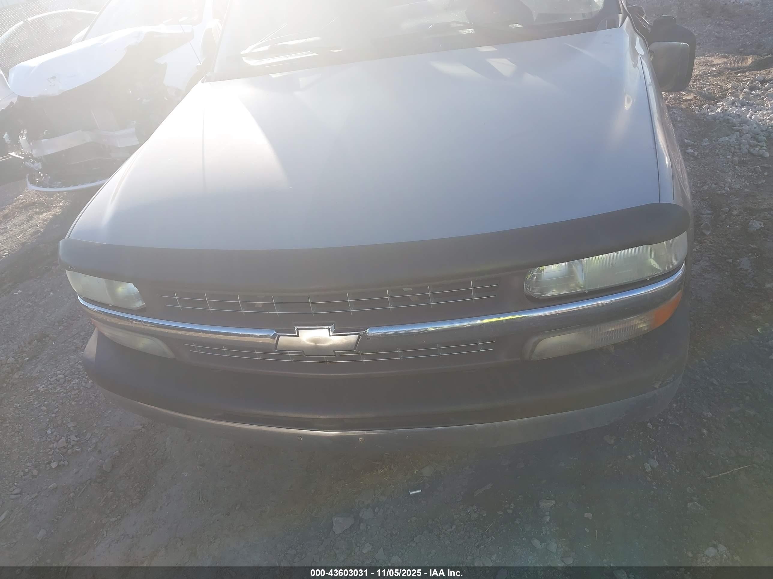 2000 Chevrolet Silverado 1500 Ls Желто-коричневый vin: 1GCEC14V0YZ360966