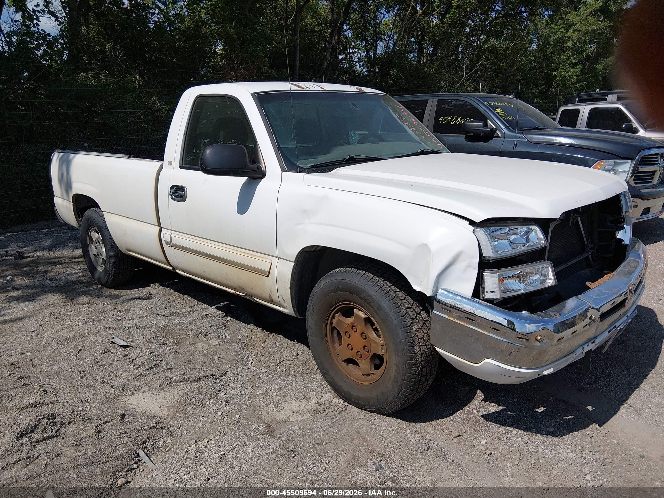 2003 Chevrolet Silverado 1500 Ls White vin: 1GCEC14V13Z113786
