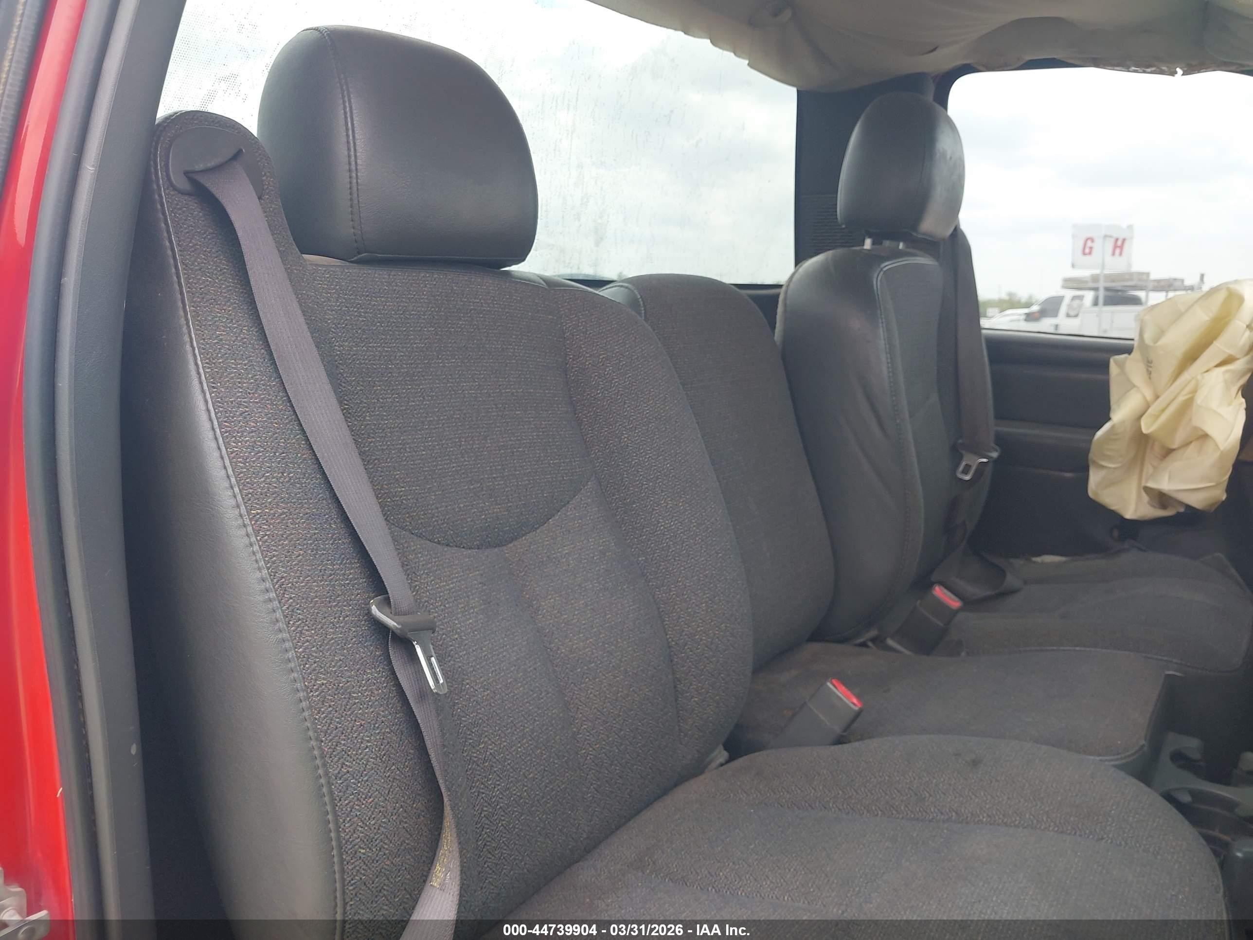 2005 Chevrolet Silverado 1500 Work Truck Red vin: 1GCEC14V15Z113547