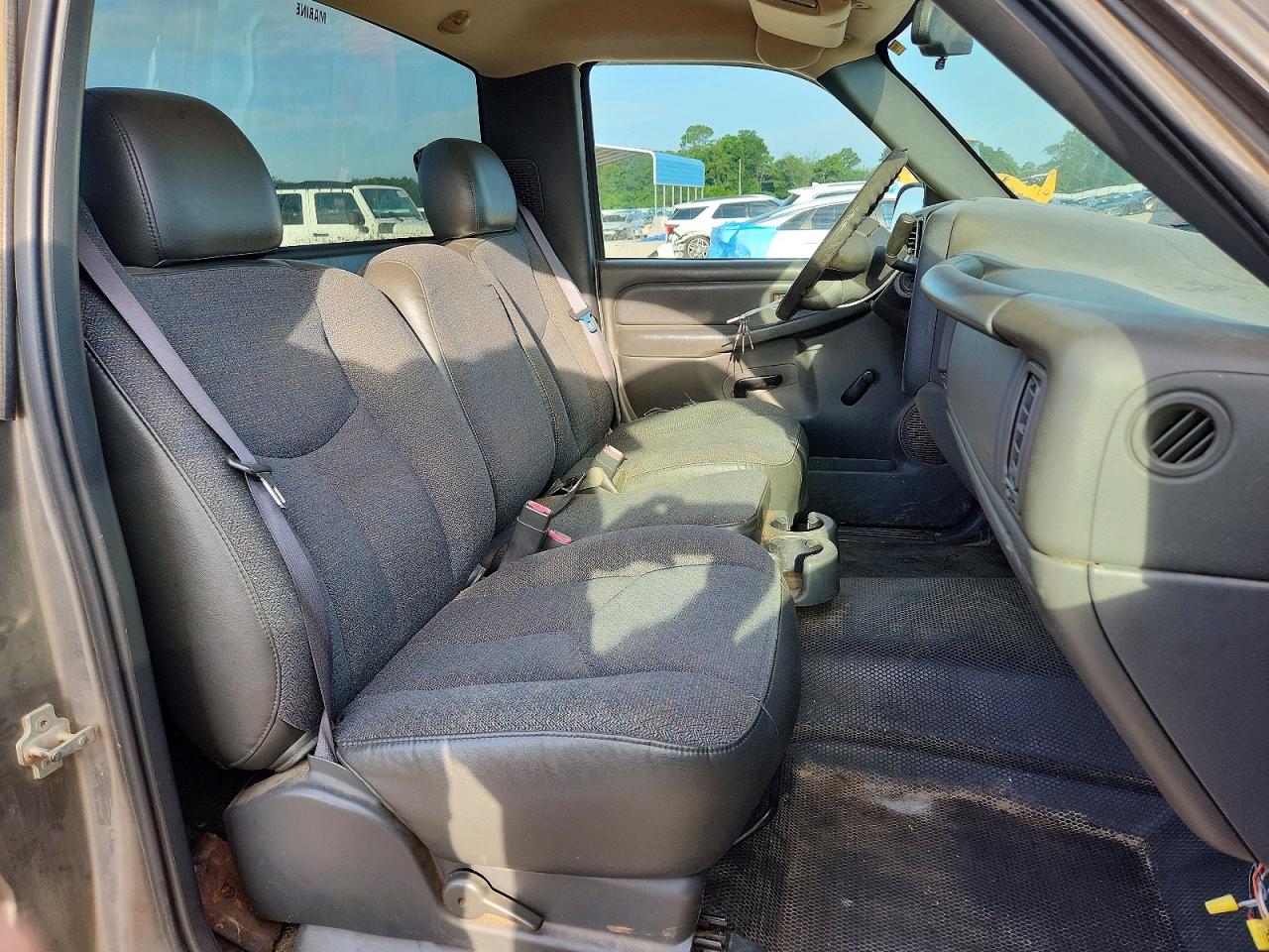 2006 Chevrolet Silverado C1500 Gray vin: 1GCEC14V16E148985