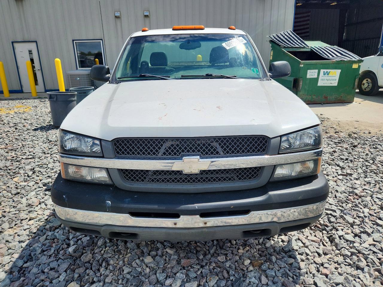 2003 Chevrolet Silverado C1500 White vin: 1GCEC14V23E360385
