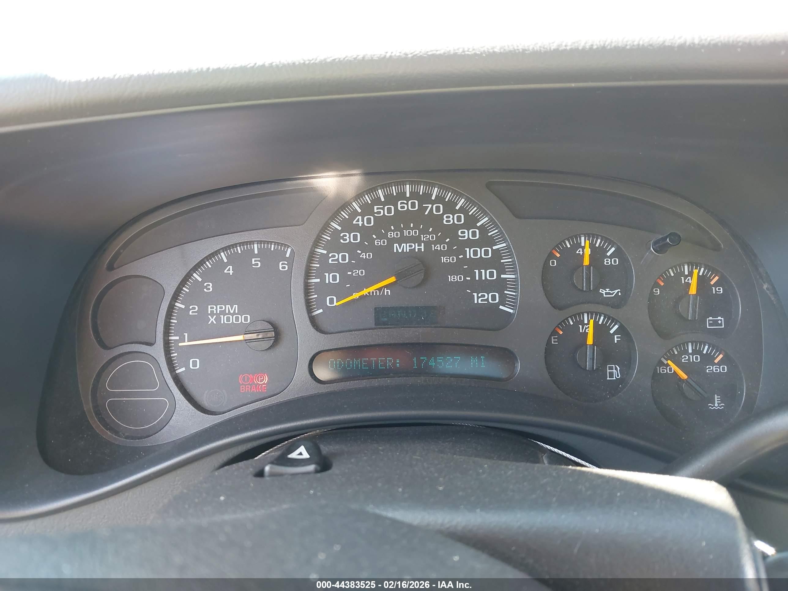 2004 Chevrolet Silverado 1500 Ls White vin: 1GCEC14V24Z212652