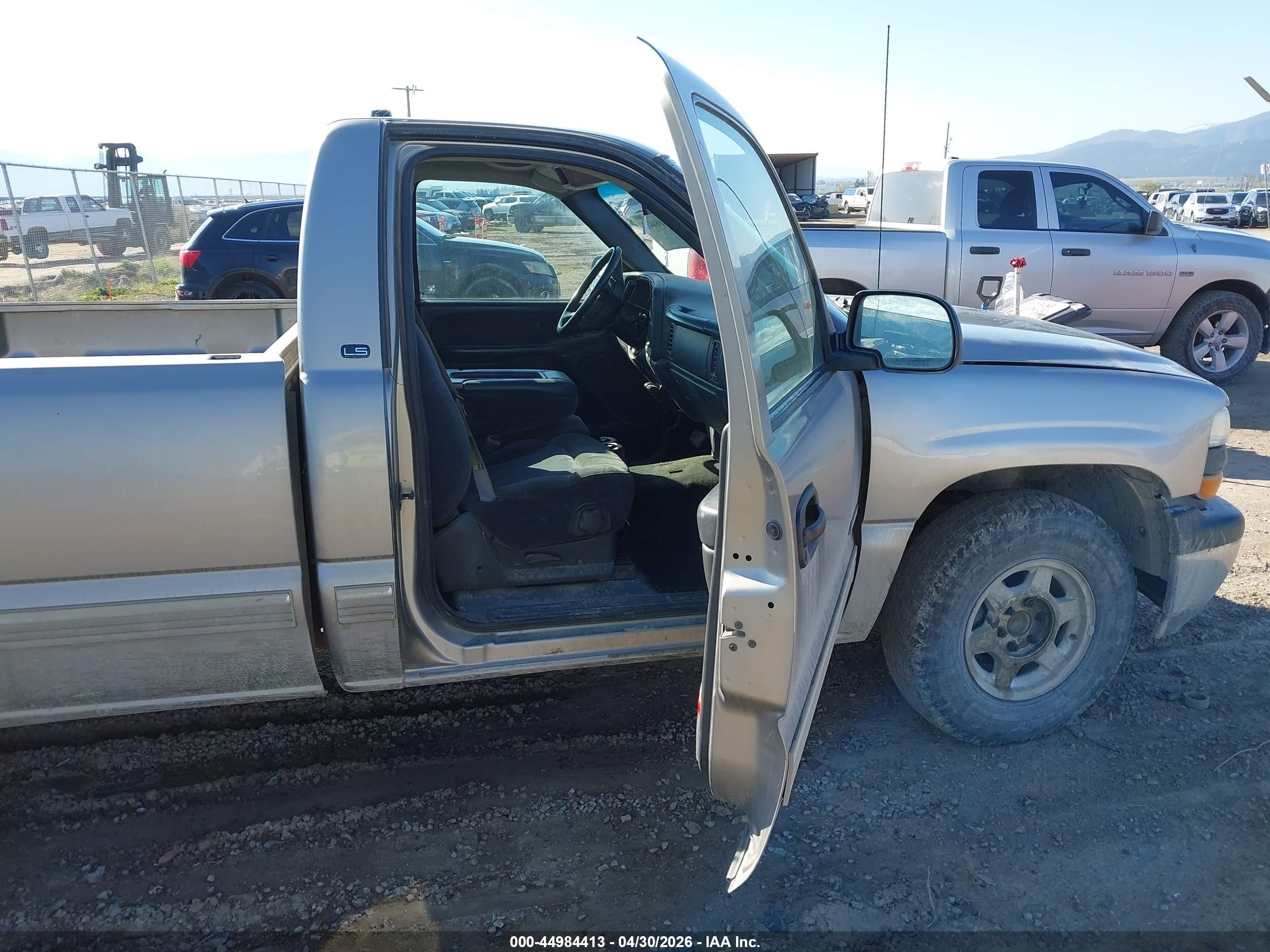2001 Chevrolet Silverado 1500 Ls Champagne vin: 1GCEC14V31Z322055