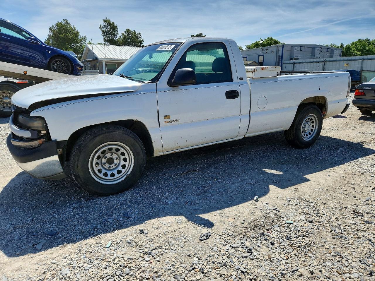 2002 Chevrolet Silverado C1500 Белый vin: 1GCEC14V32E186552