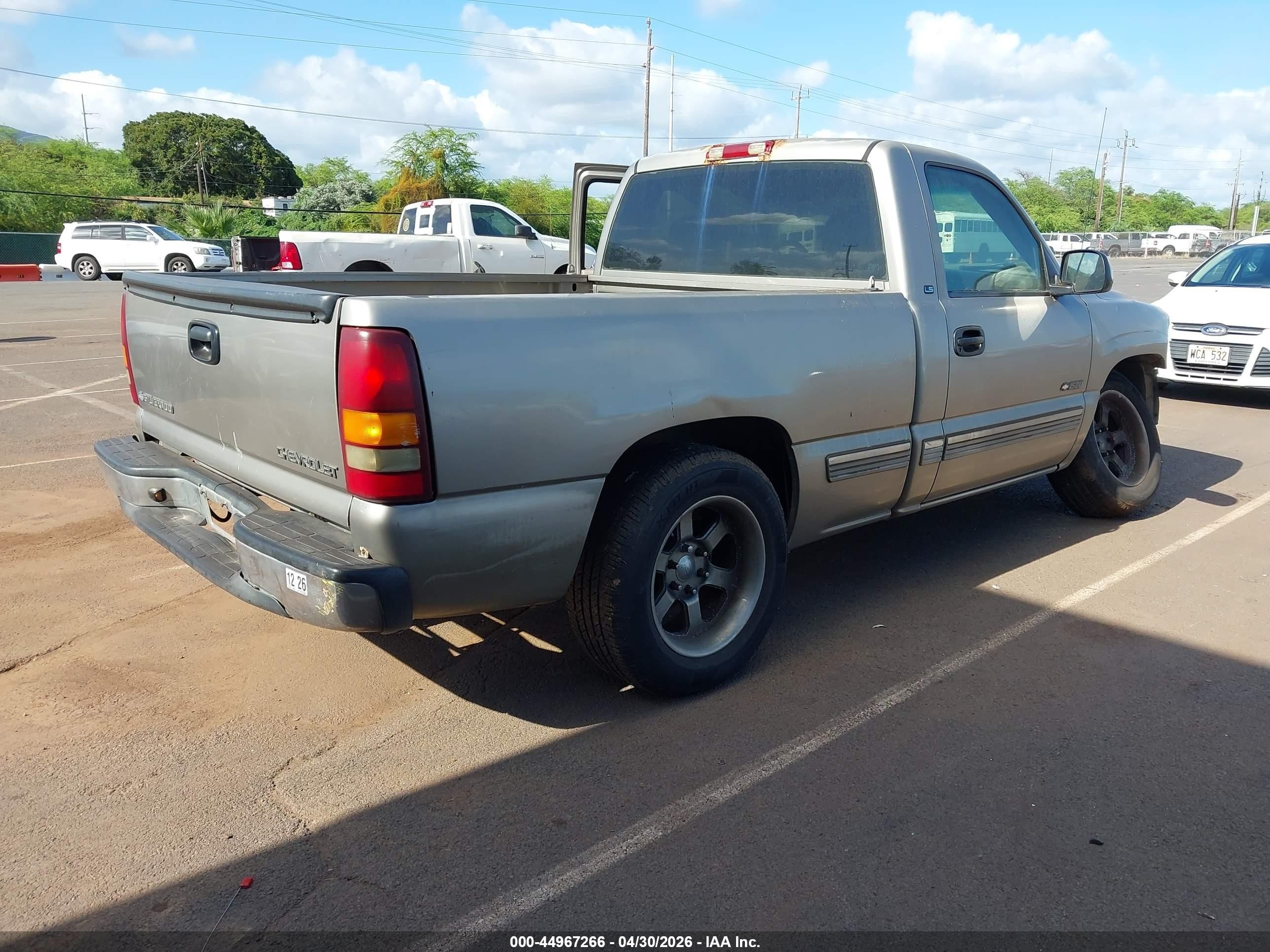 2002 Chevrolet Silverado 1500 Ls Коричневый vin: 1GCEC14V32Z324888