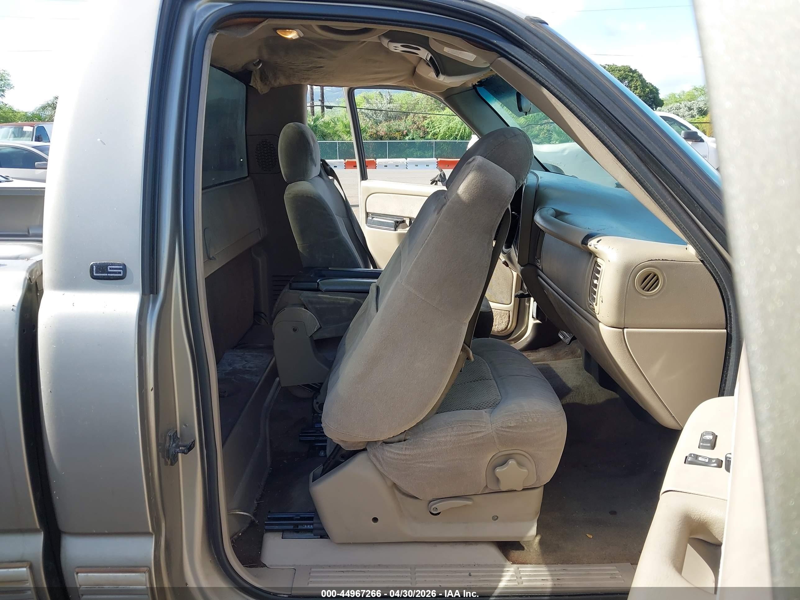 2002 Chevrolet Silverado 1500 Ls Коричневый vin: 1GCEC14V32Z324888