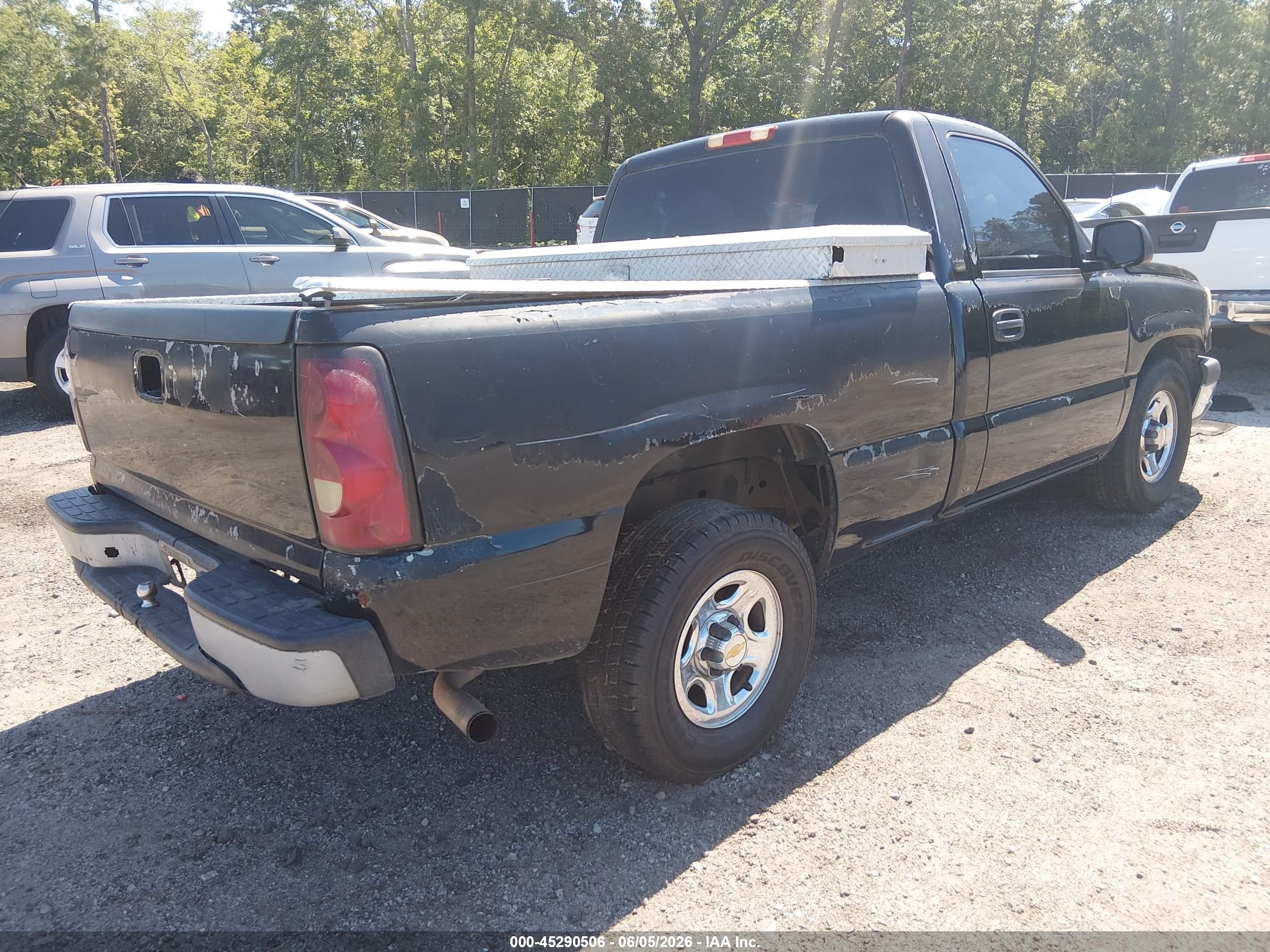 2004 Chevrolet Silverado 1500 Work Truck Black vin: 1GCEC14V34Z161128