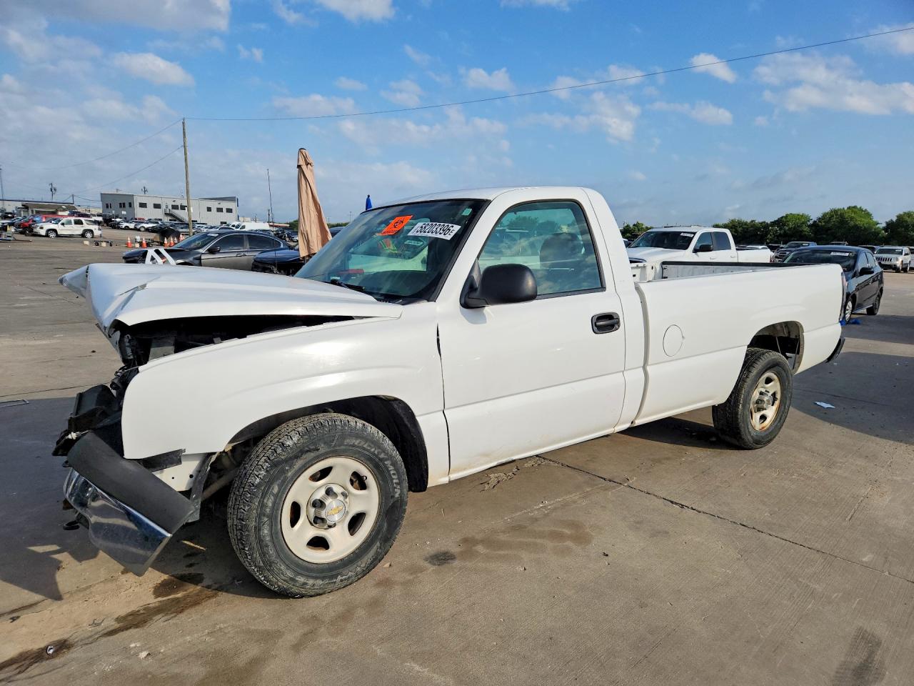 2004 Chevrolet Silverado C1500 White vin: 1GCEC14V44Z347891