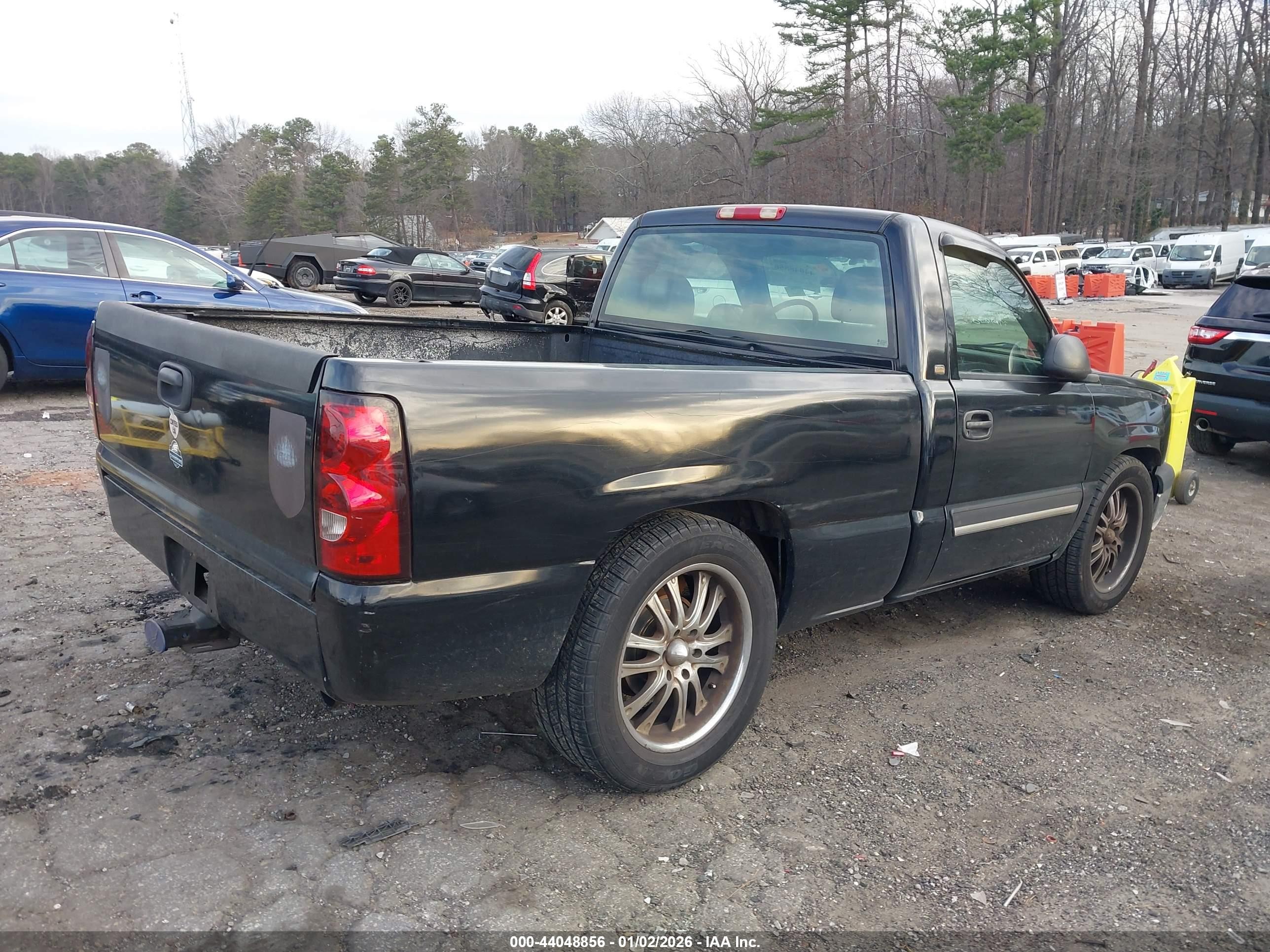 2005 Chevrolet Silverado 1500   Black vin: 1GCEC14V45Z204859