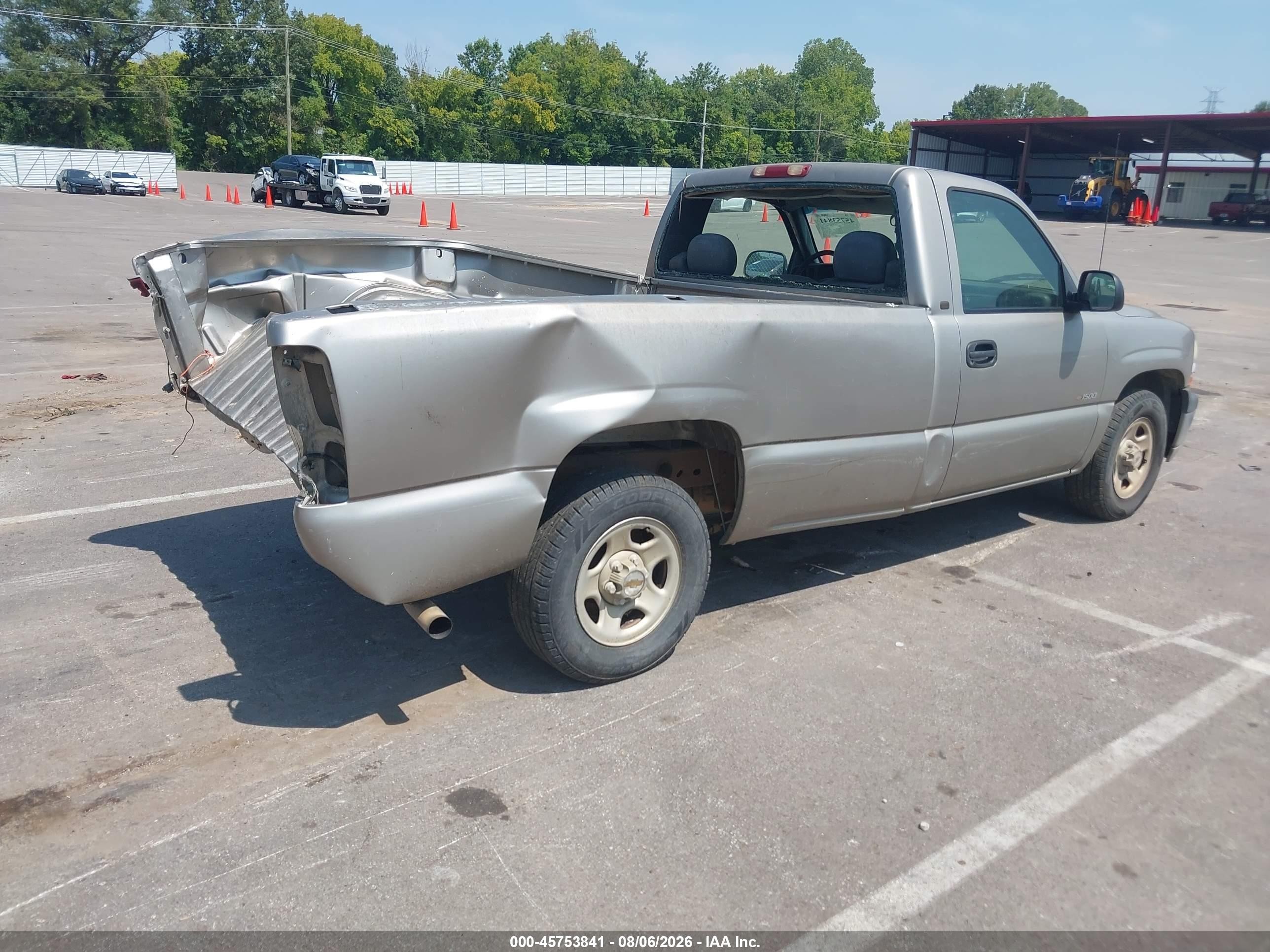 2000 Chevrolet Silverado 1500   Желто-коричневый vin: 1GCEC14V4YE171292