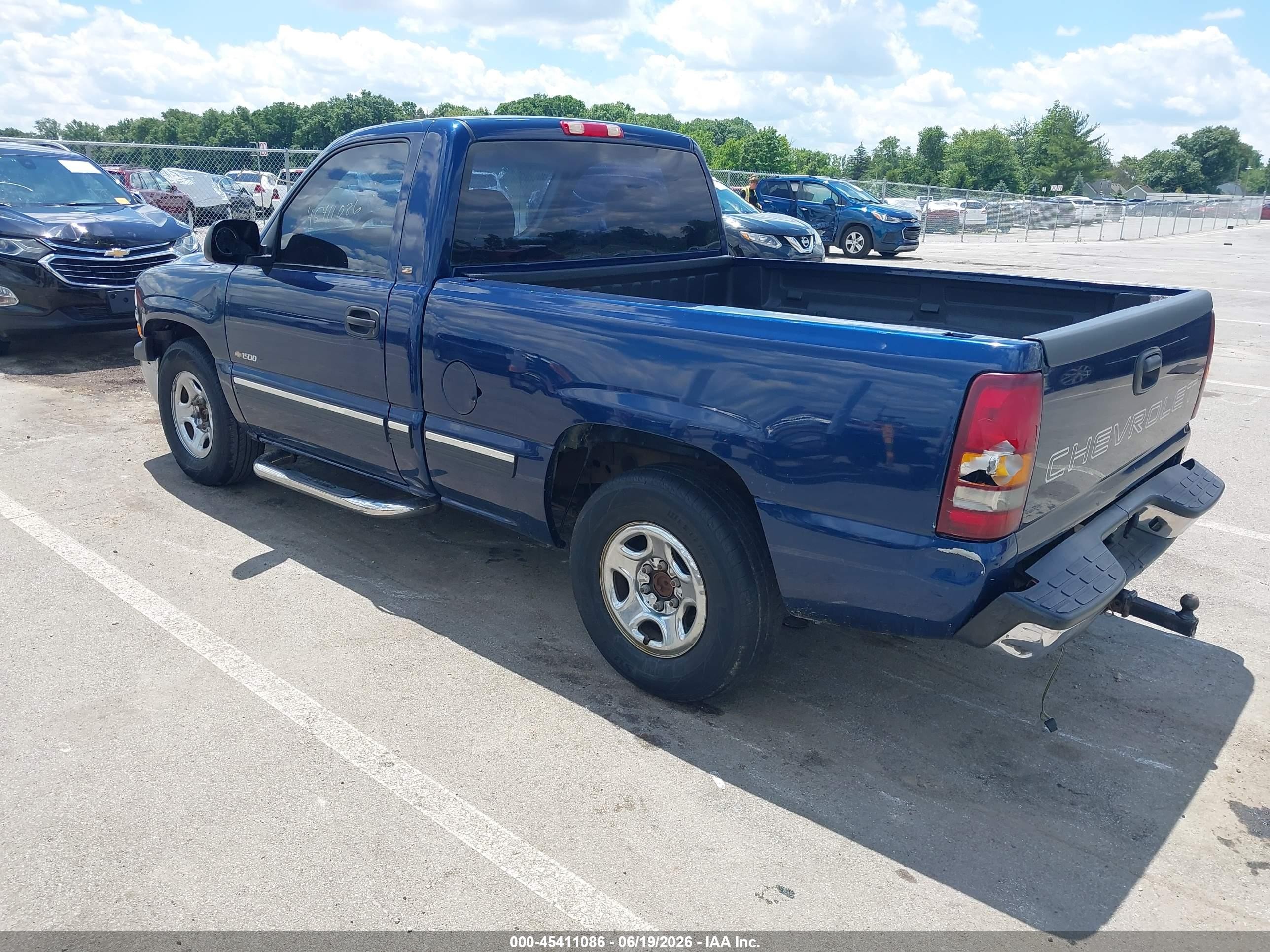 2002 Chevrolet Silverado 1500   Синий vin: 1GCEC14V52Z295507