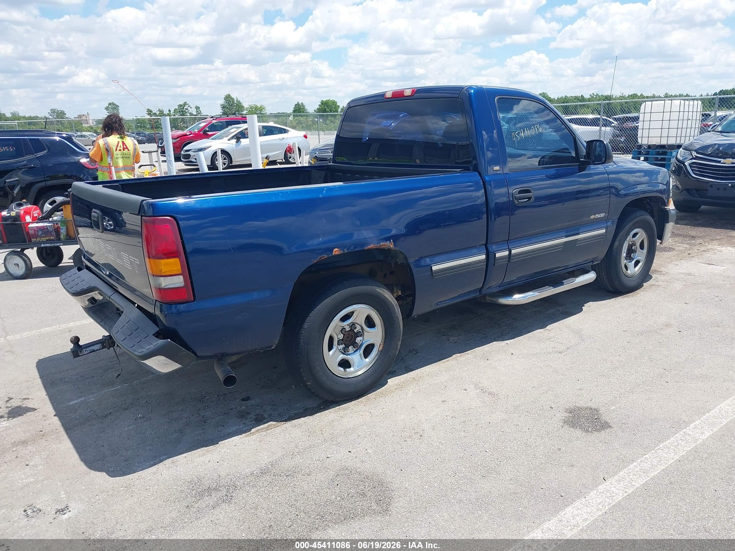 2002 Chevrolet Silverado 1500   Синий vin: 1GCEC14V52Z295507